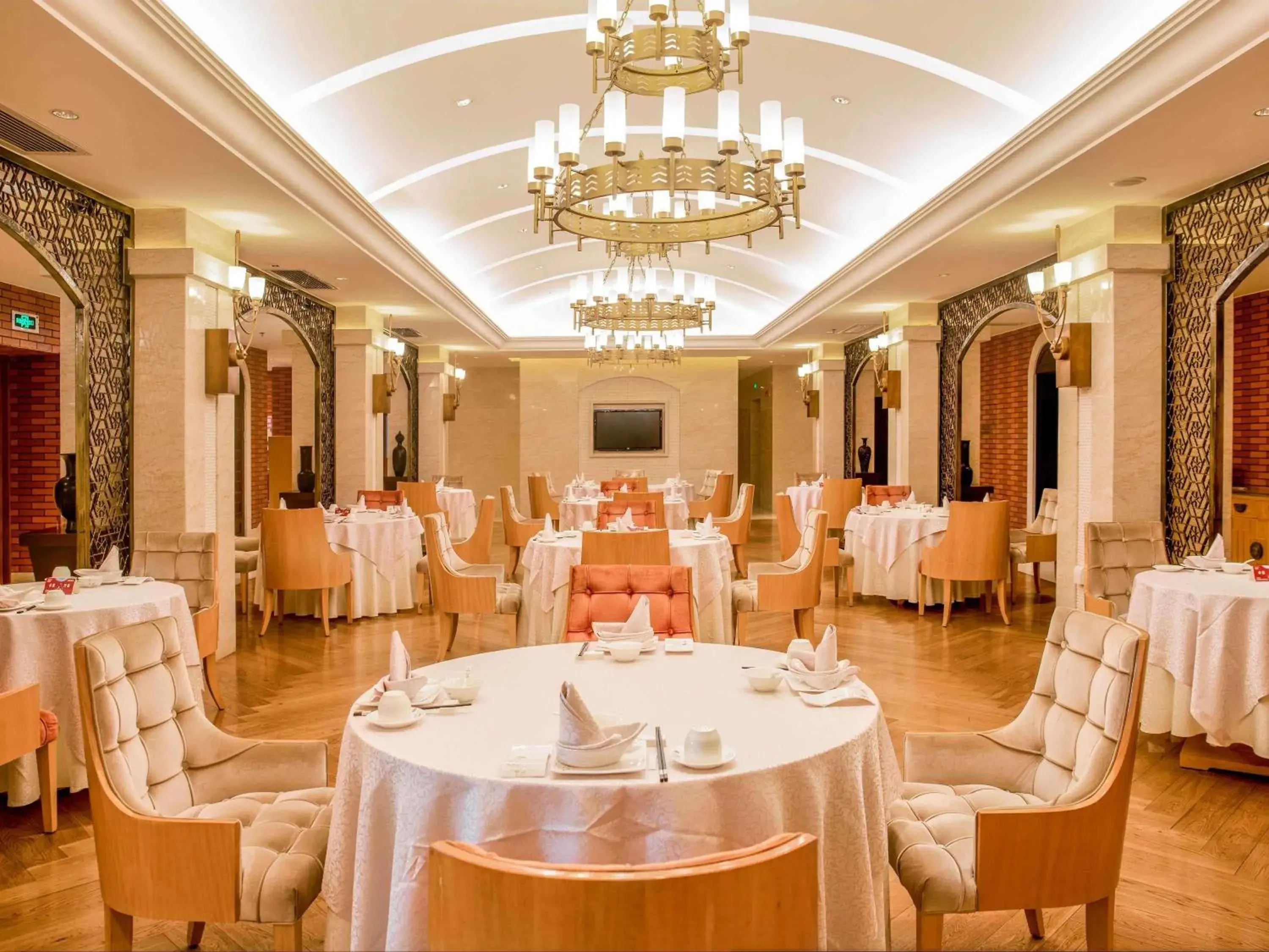 Restaurant/places to eat in Pullman Haikou Restaurant/places to eat in Pullman Haikou