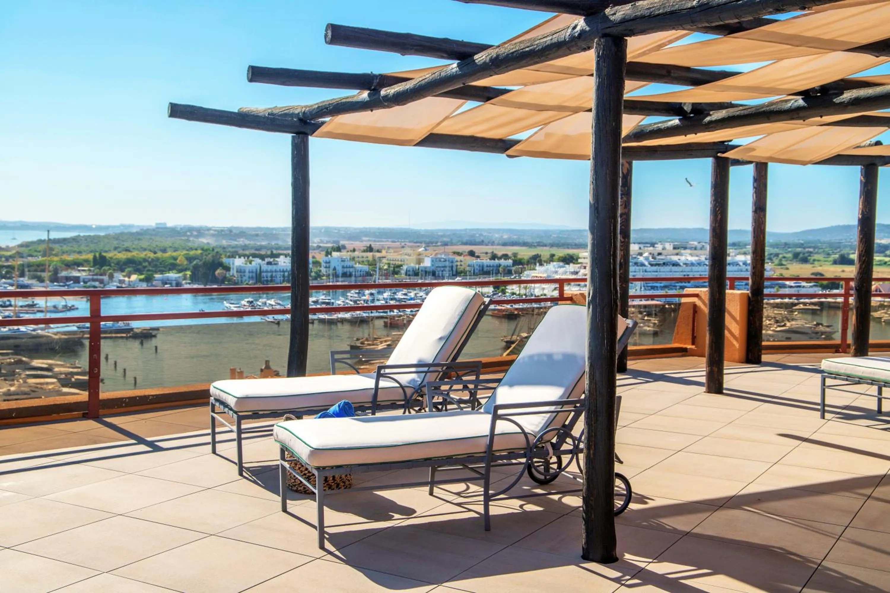 Balcony/Terrace in Dom Pedro Marina