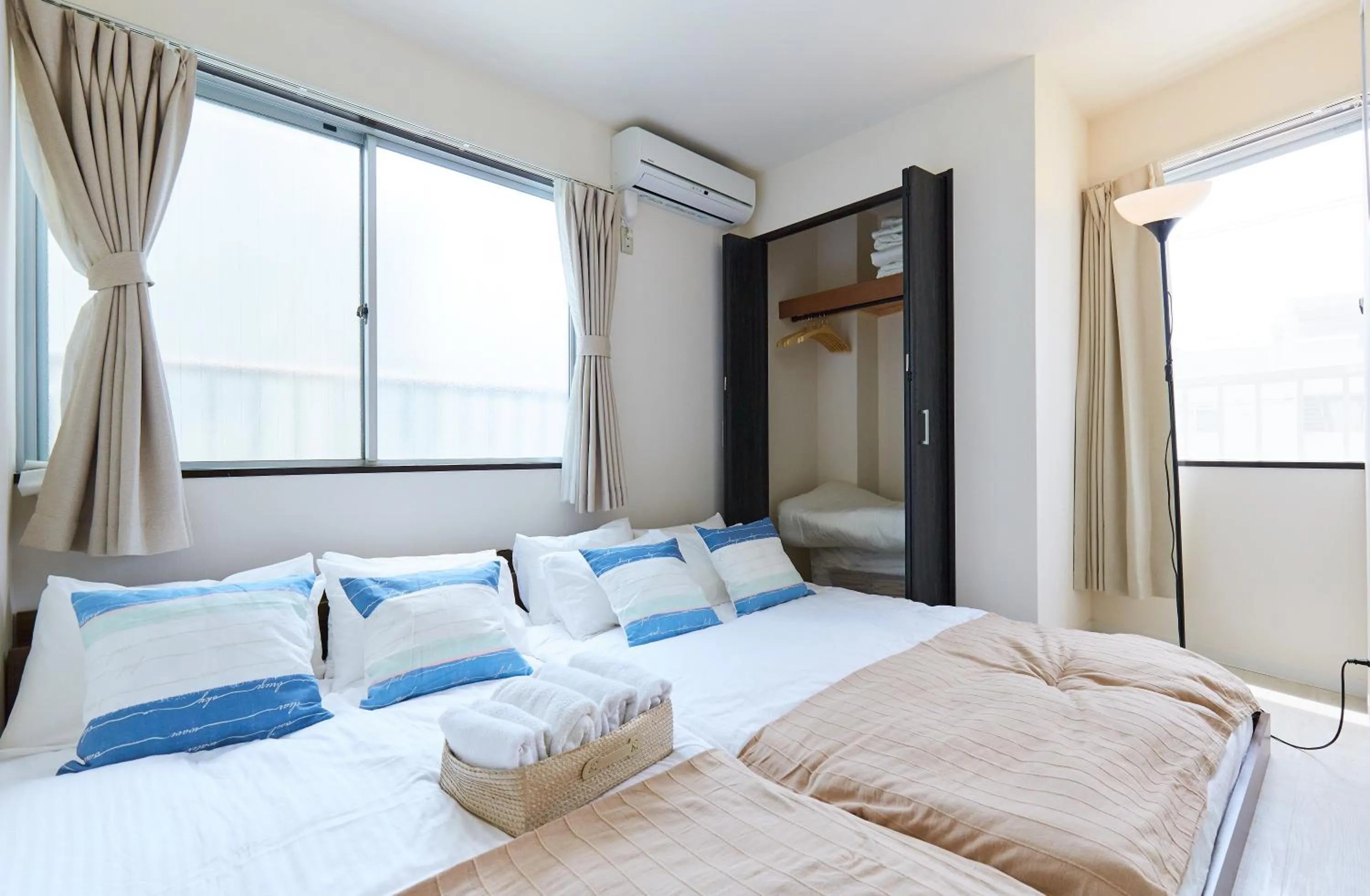 Bed in H-Nishikamata ColorBee House