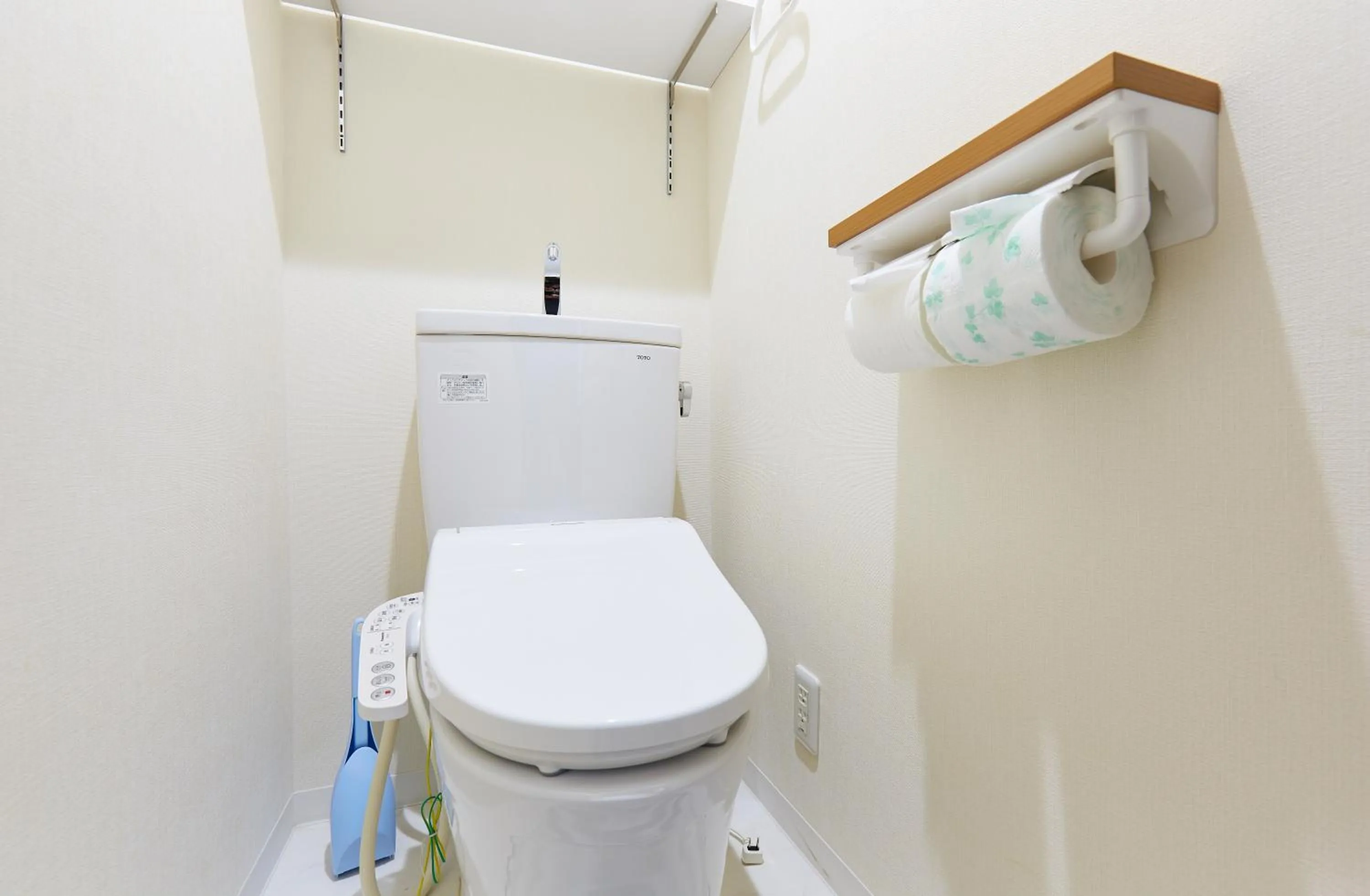 Toilet in H-Nishikamata ColorBee House