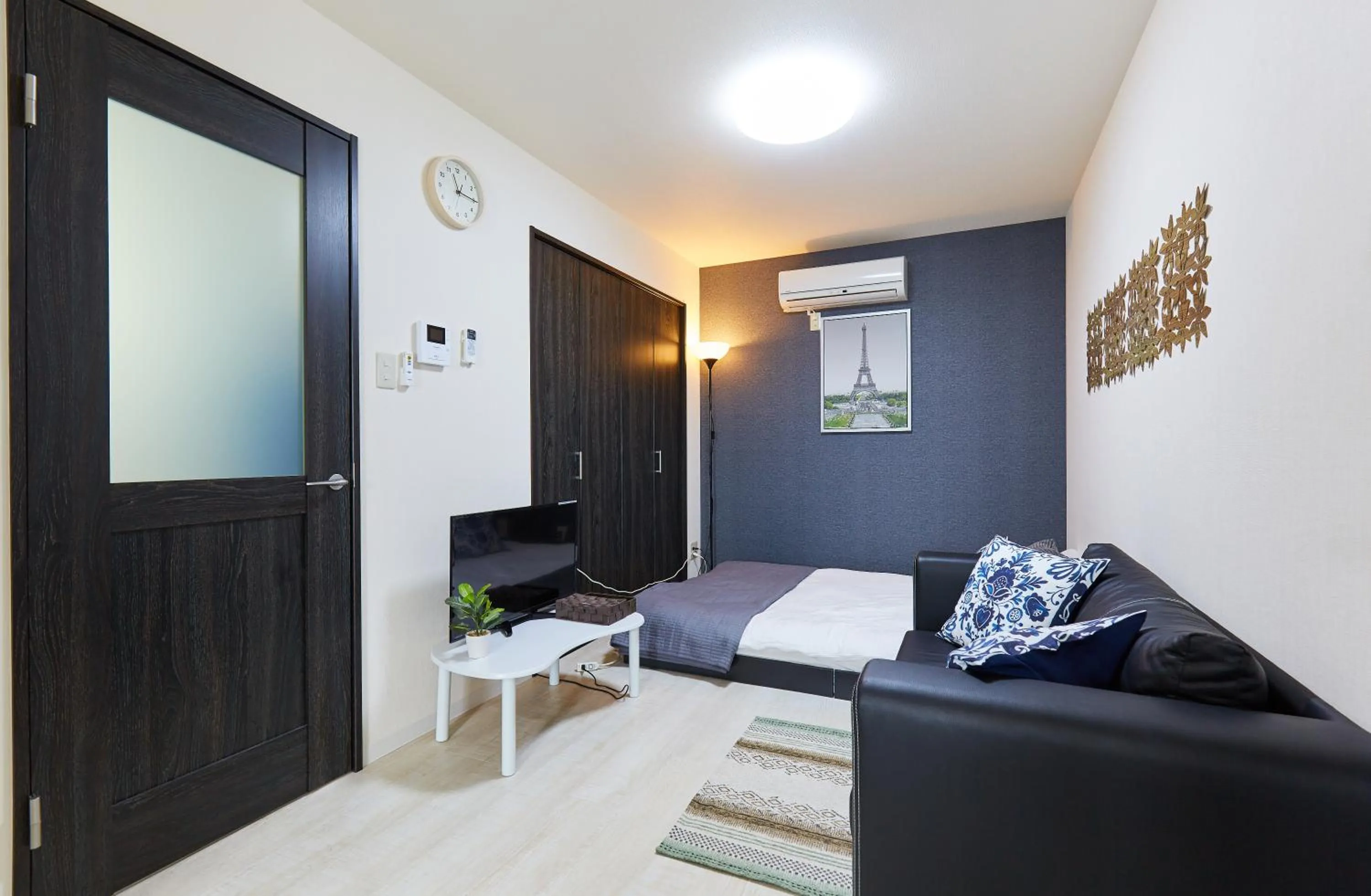 TV and multimedia in H-Nishikamata ColorBee House