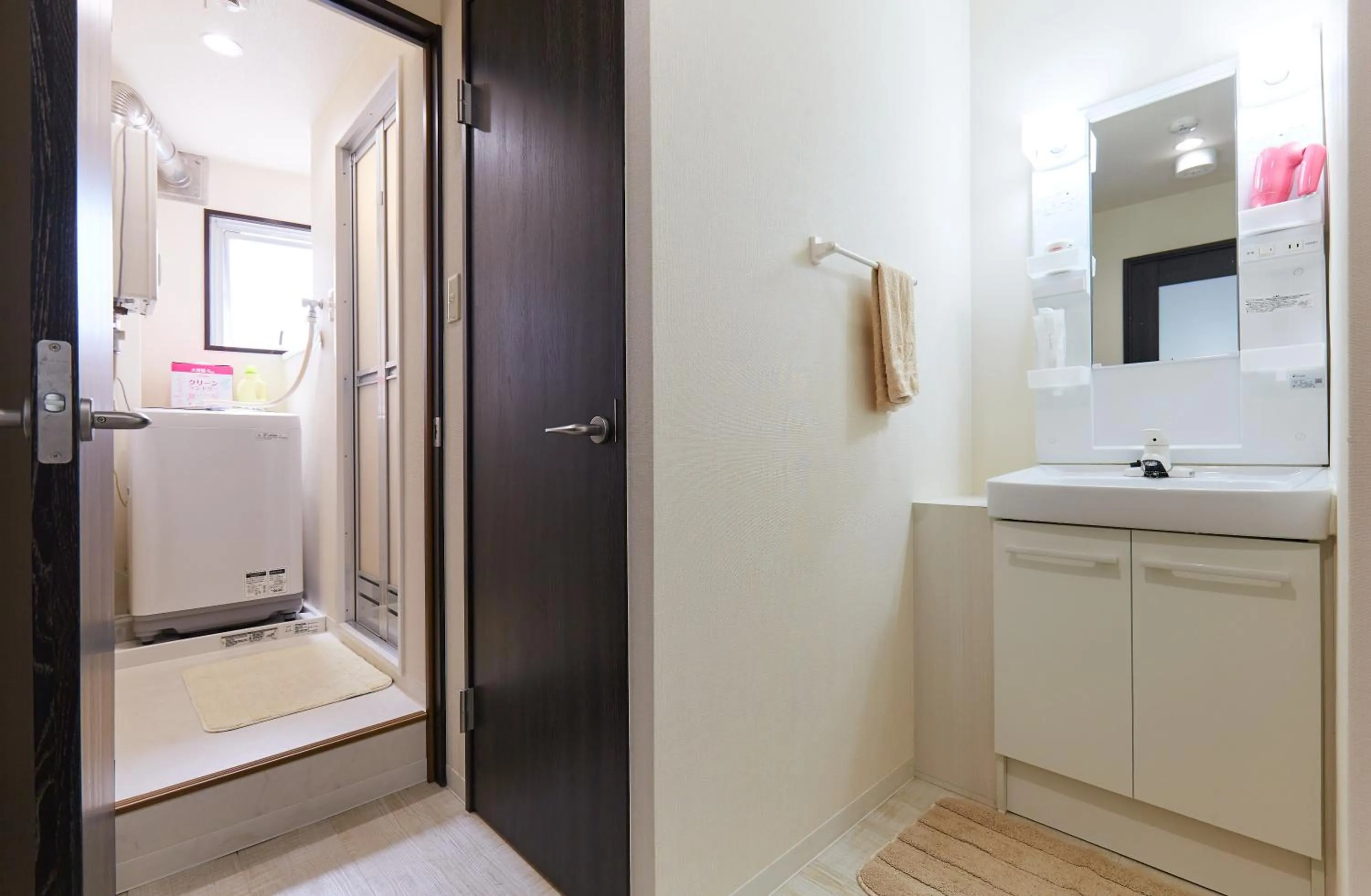 Bathroom in H-Nishikamata ColorBee House