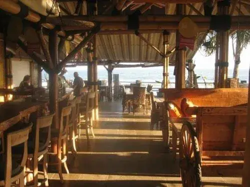 Restaurant/places to eat in 77 Sunset Plaza Restaurant/places to eat in 77 Sunset Plaza