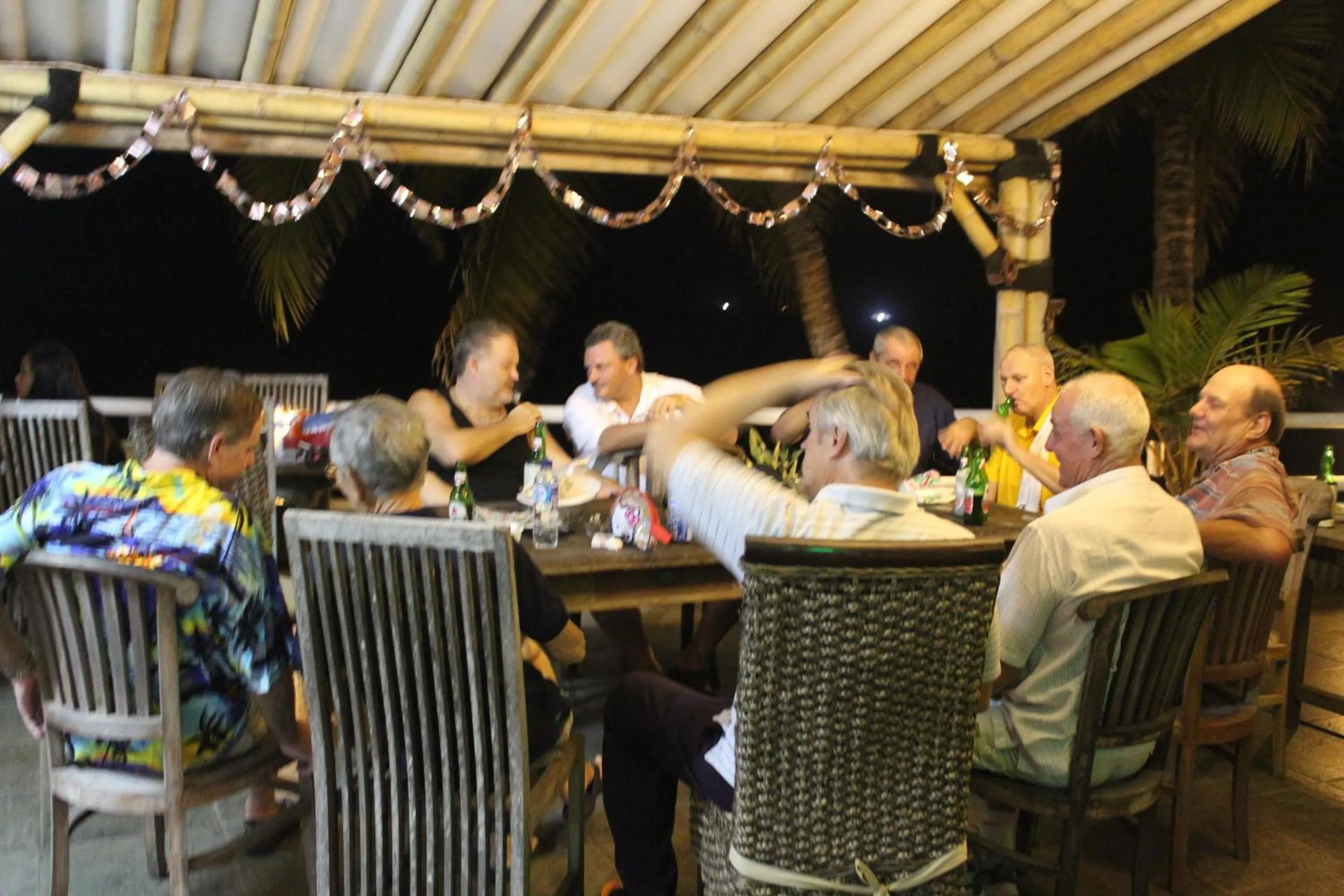 Drinks in 77 Sunset Plaza