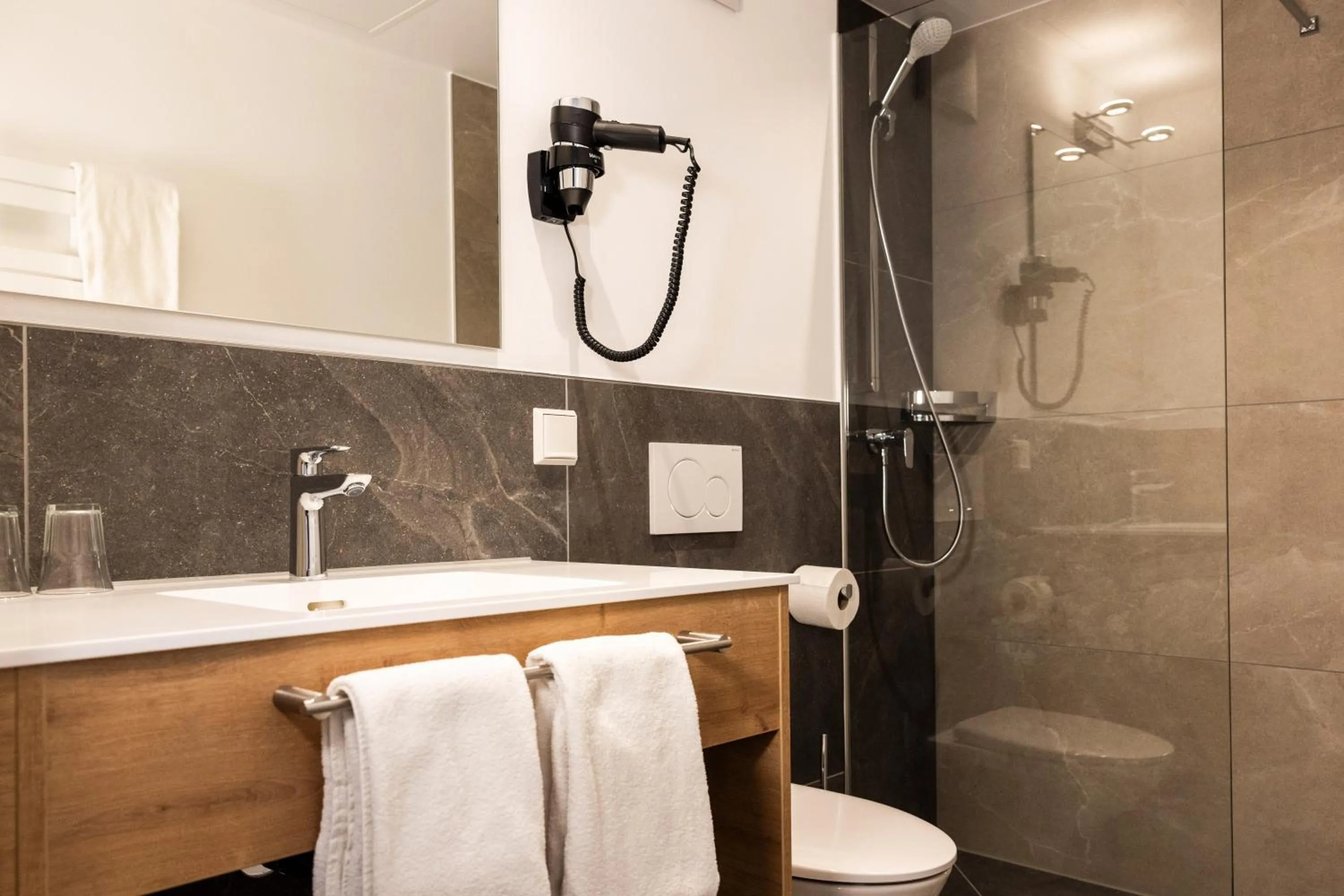 Shower in Hotel Restaurant Sennerbad