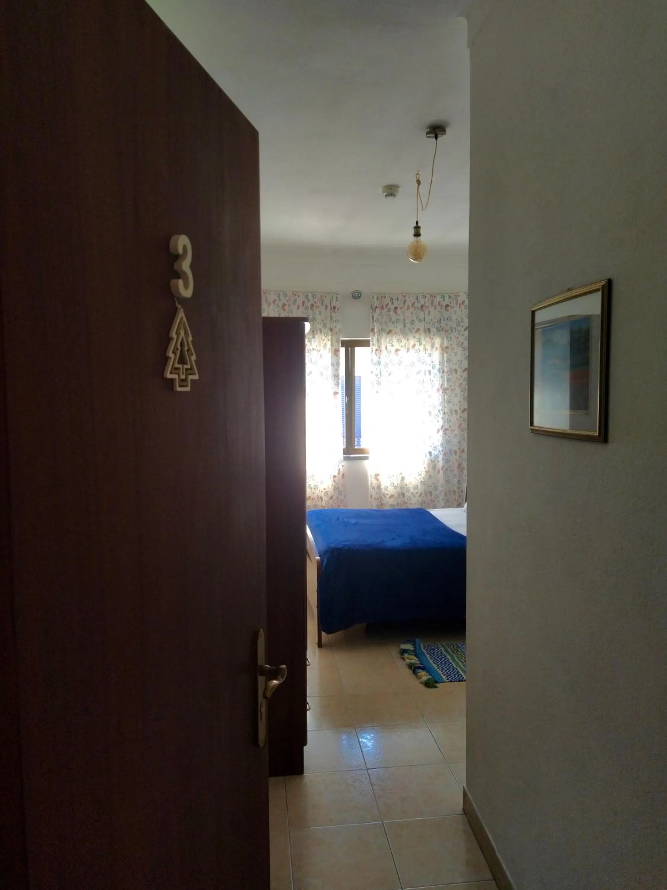 Photo of the whole room, Bed in AtJuditehome