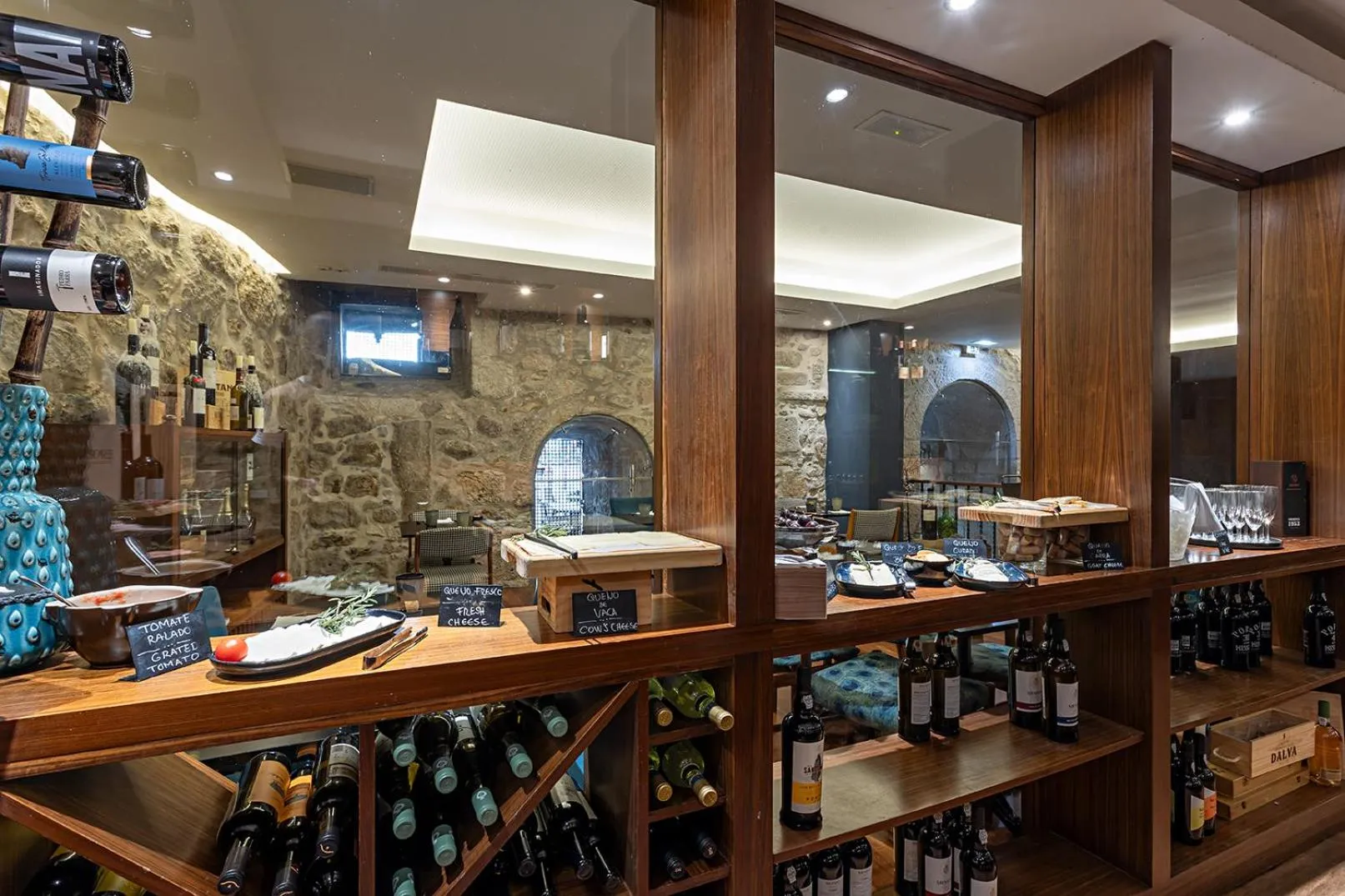 Buffet breakfast in Pestana Vintage Porto Hotel & World Heritage Site