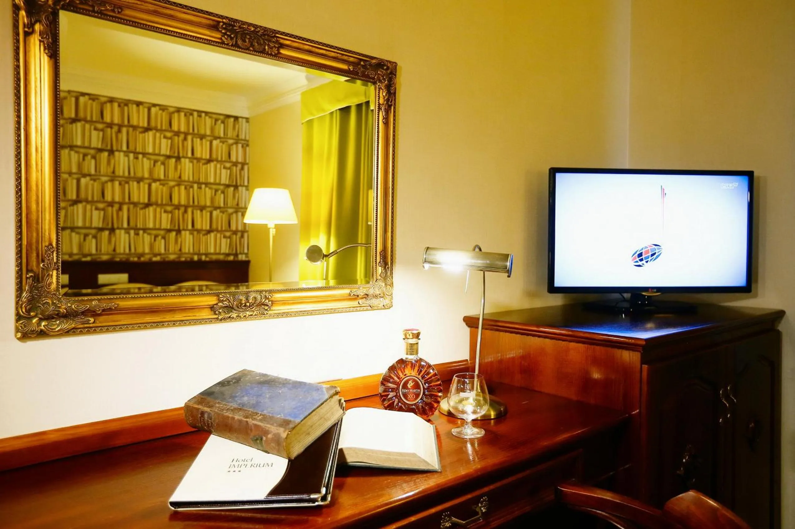 TV and multimedia in Hotel Imperium