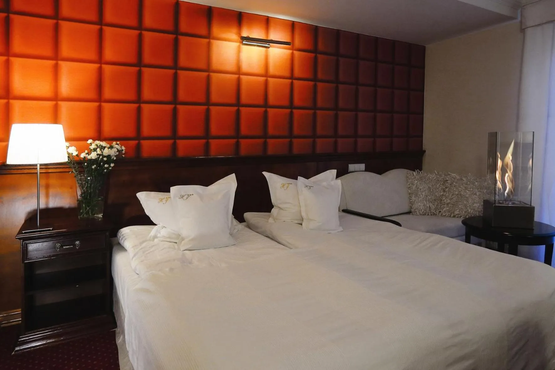 Bed in Hotel Imperium