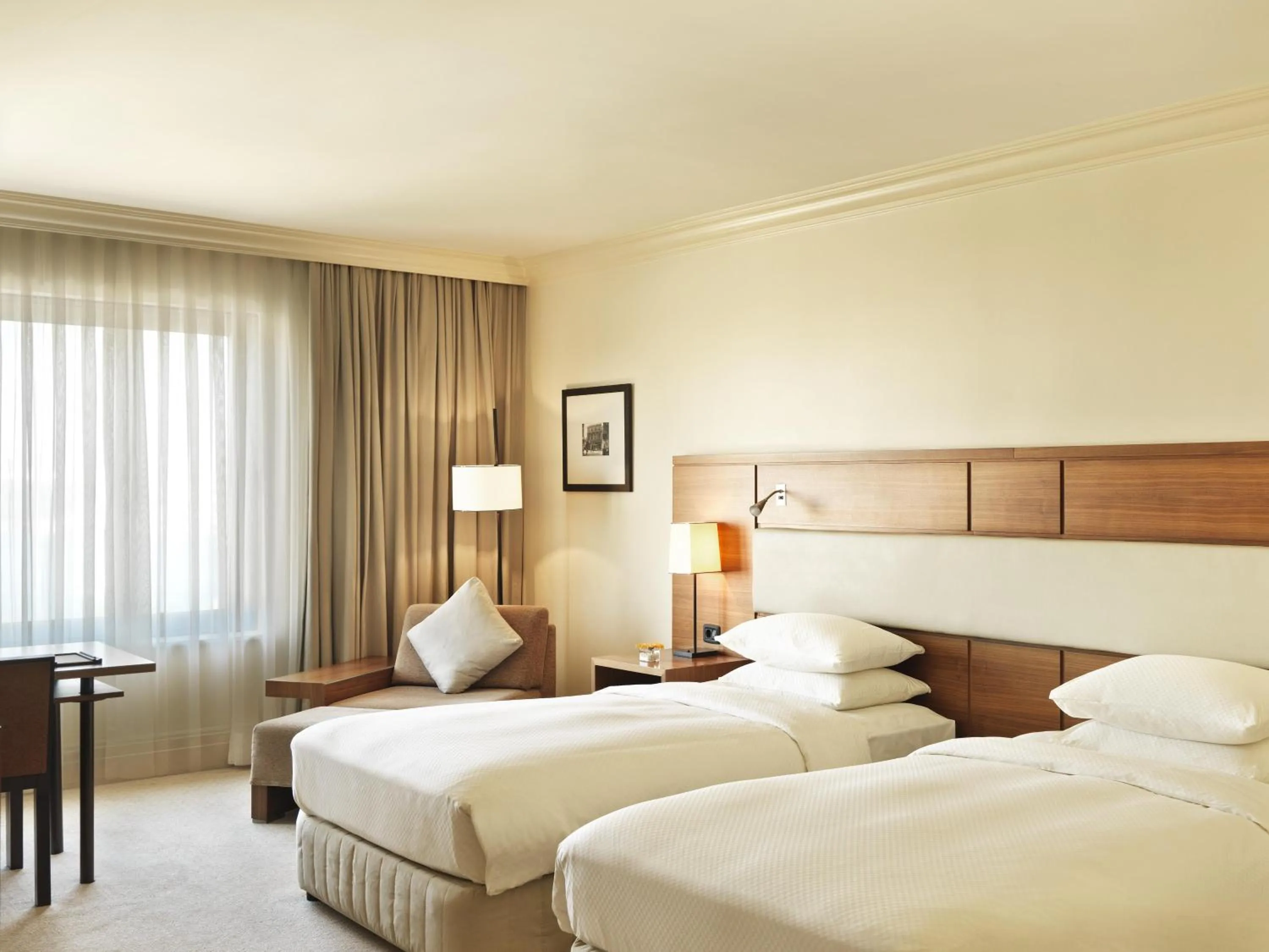 Bedroom, Bed in Grand Hyatt Istanbul