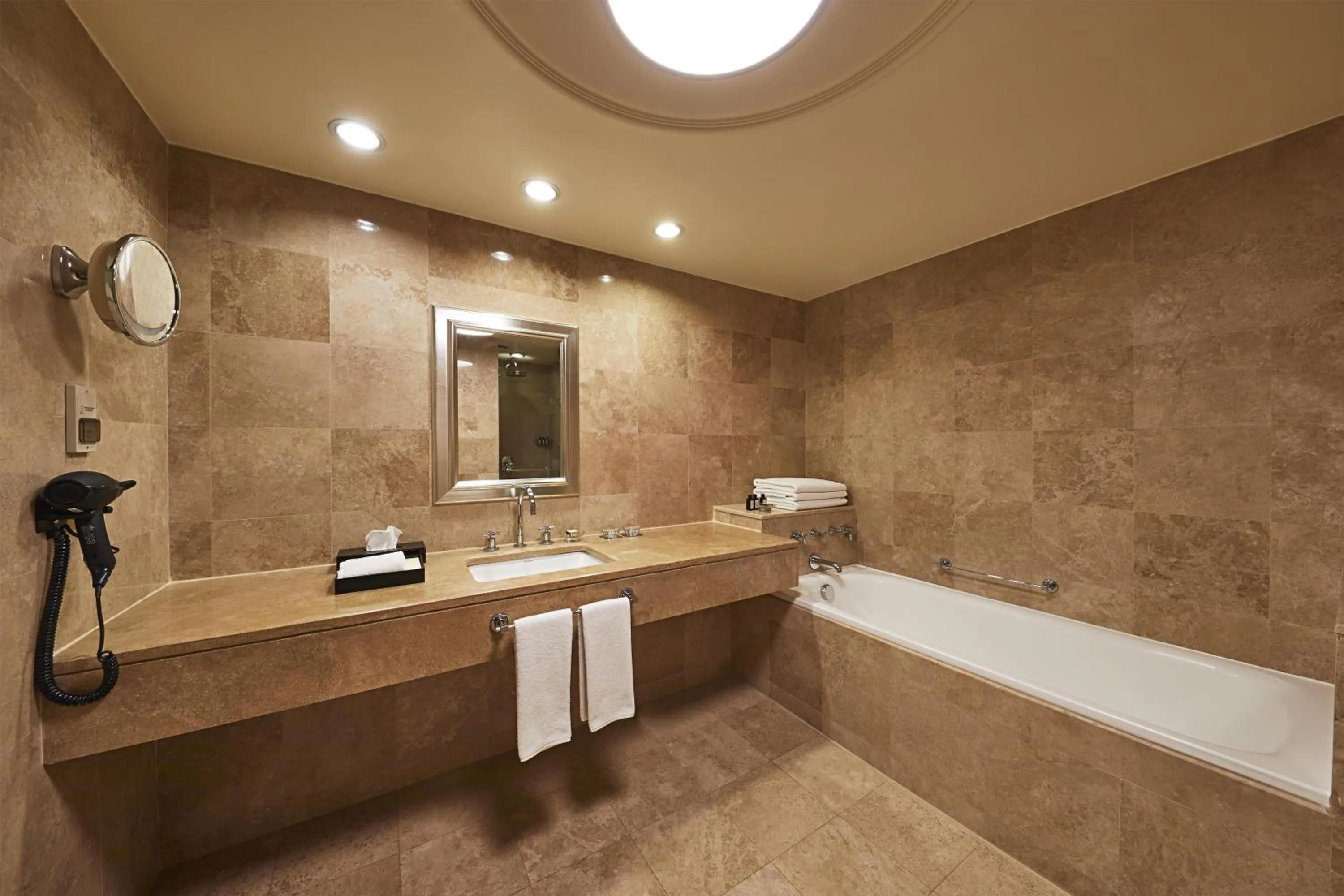 Bathroom in Grand Hyatt Istanbul