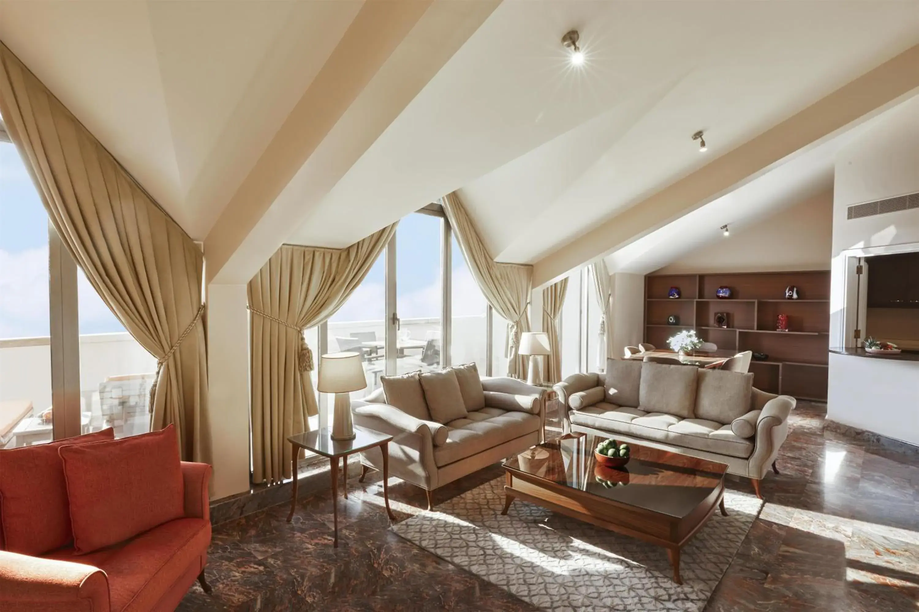 Photo of the whole room in Grand Hyatt Istanbul Photo of the whole room in Grand Hyatt Istanbul