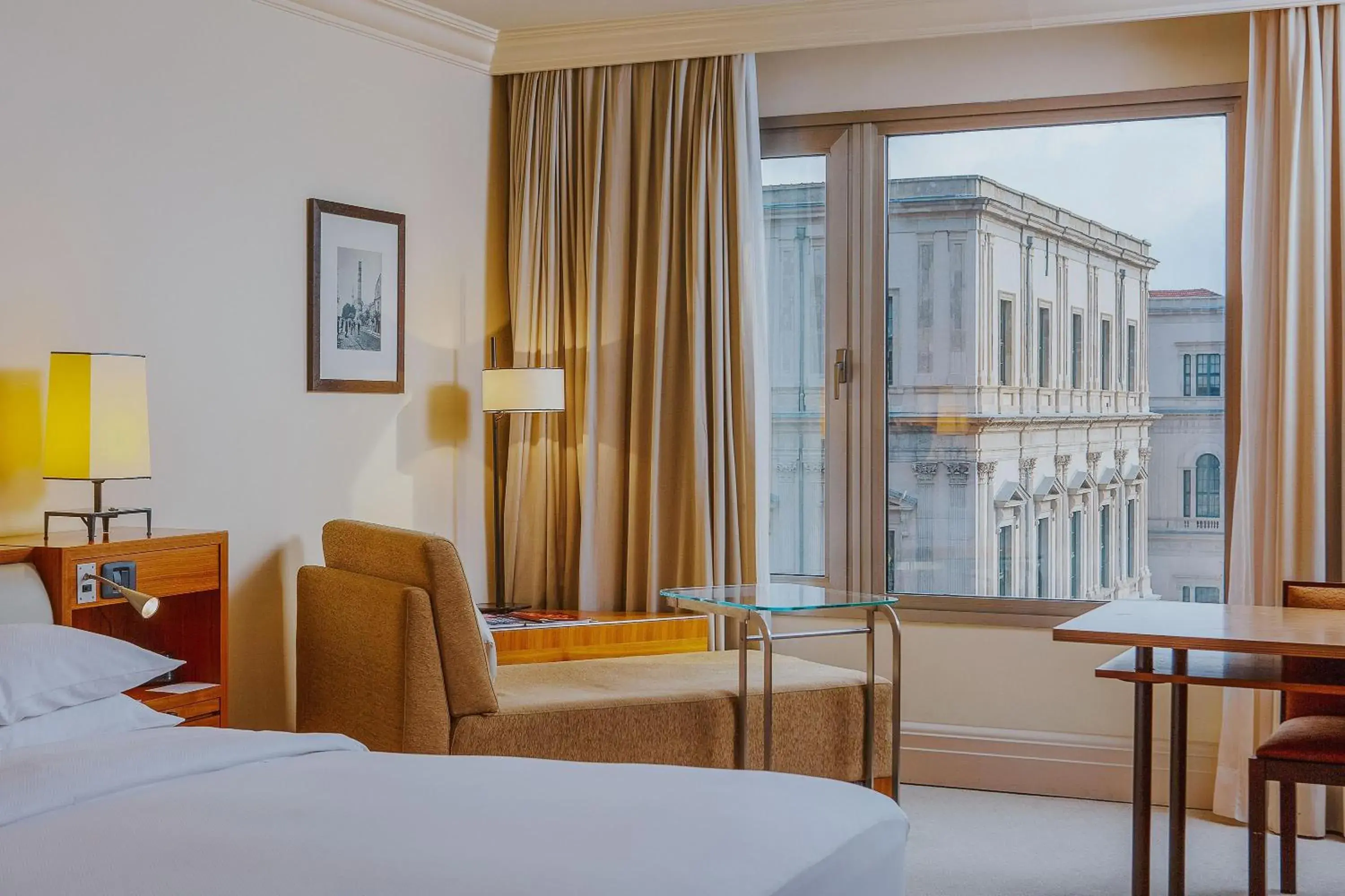 Bedroom, Bed in Grand Hyatt Istanbul Bedroom, Bed in Grand Hyatt Istanbul