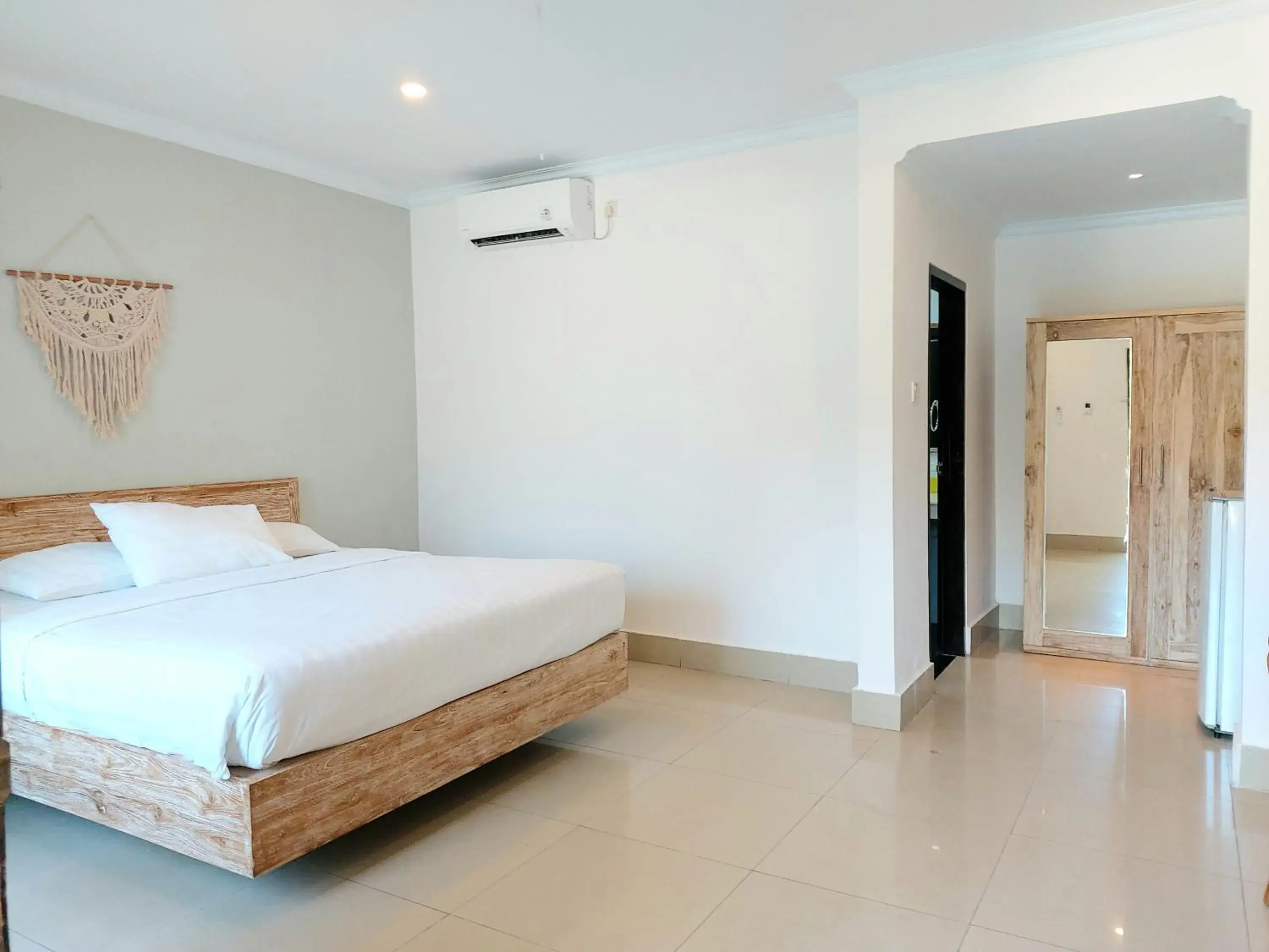 Bedroom, Bed in Radha Bali Hotel Bedroom, Bed in Radha Bali Hotel