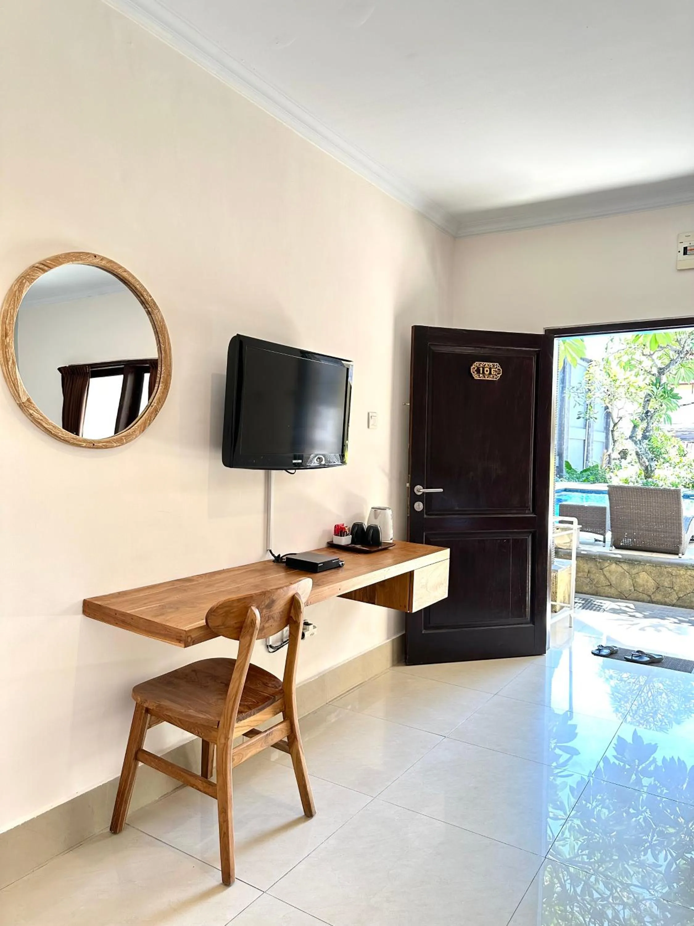 Bedroom in Radha Bali Hotel