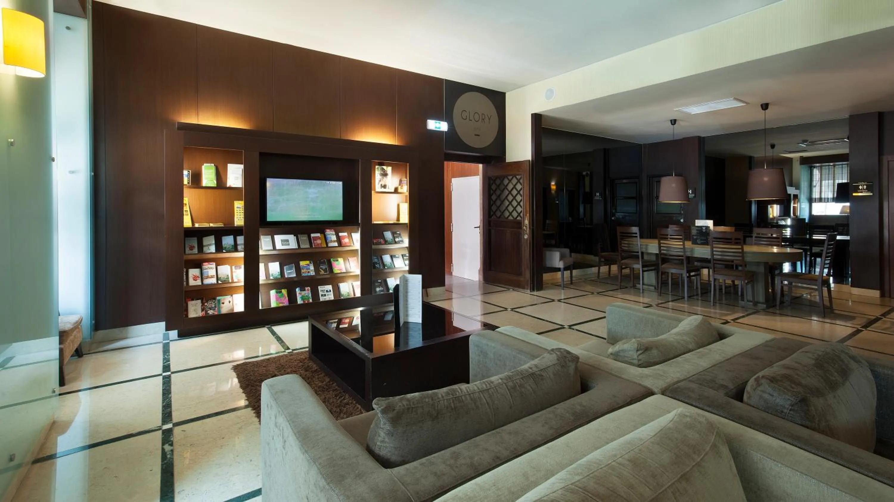 Lobby or reception in TURIM Restauradores Hotel