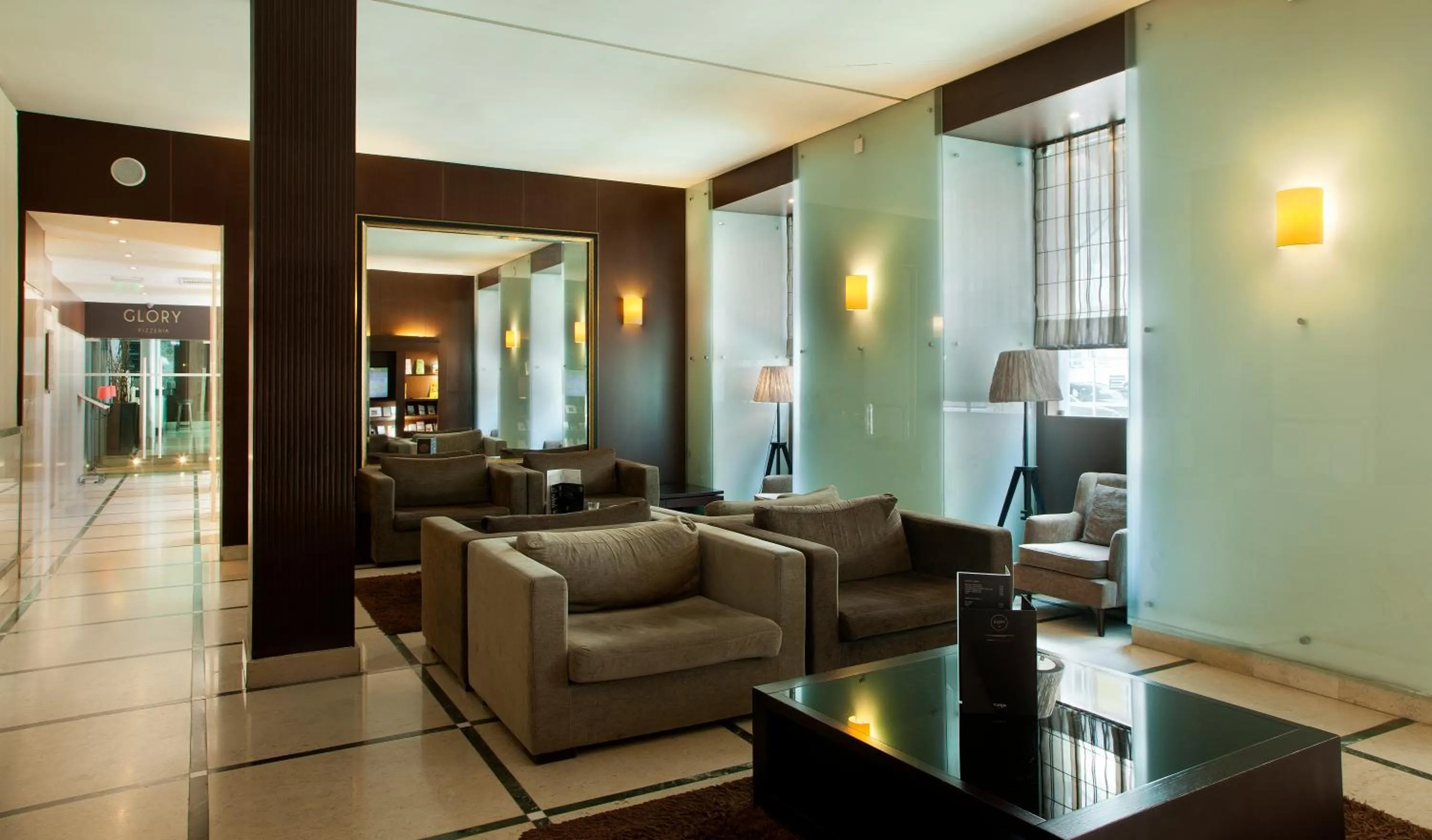 Lobby or reception in TURIM Restauradores Hotel