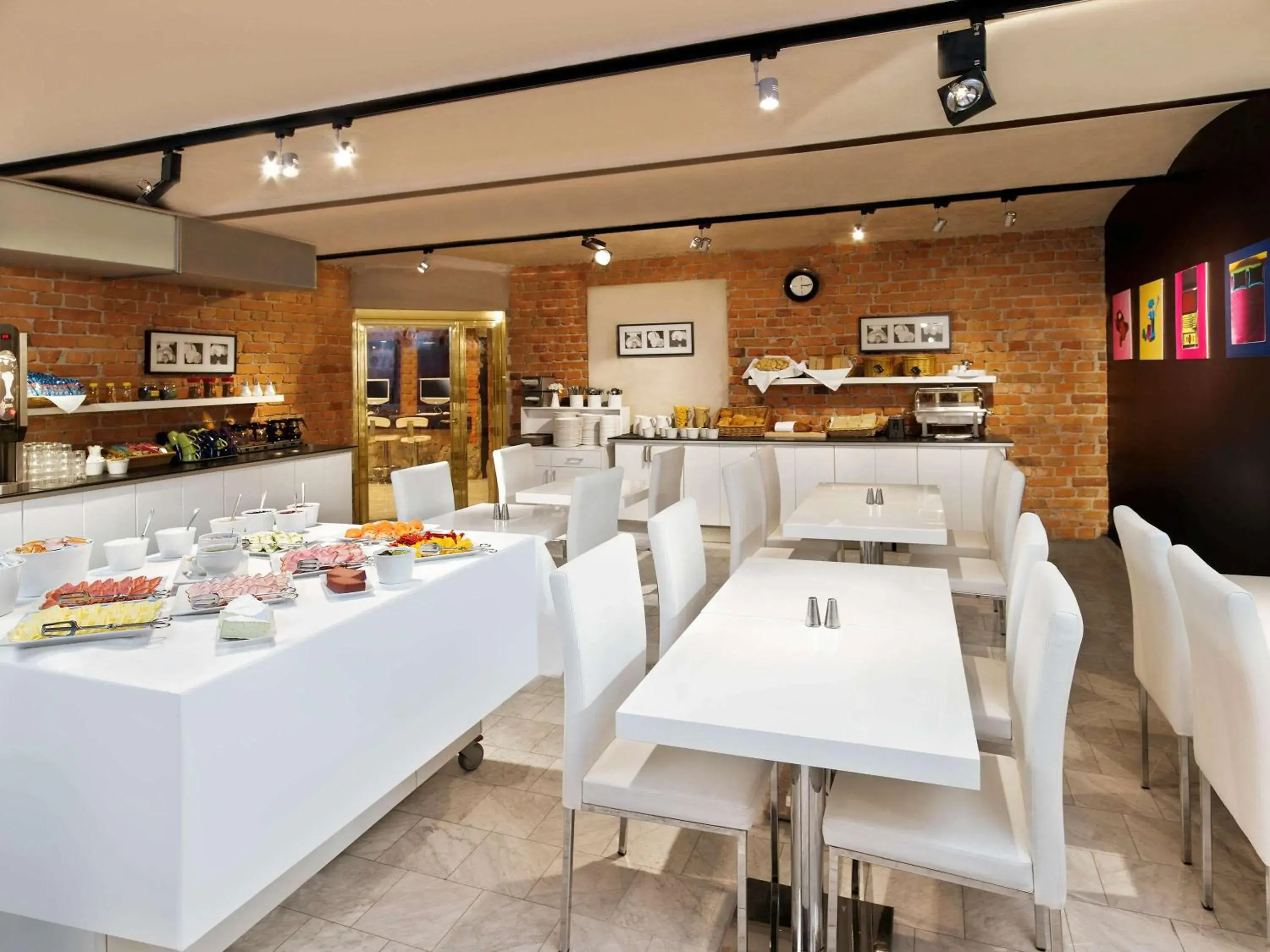 Restaurant/places to eat in Ibis Styles Stockholm Odenplan Restaurant/places to eat in Ibis Styles Stockholm Odenplan