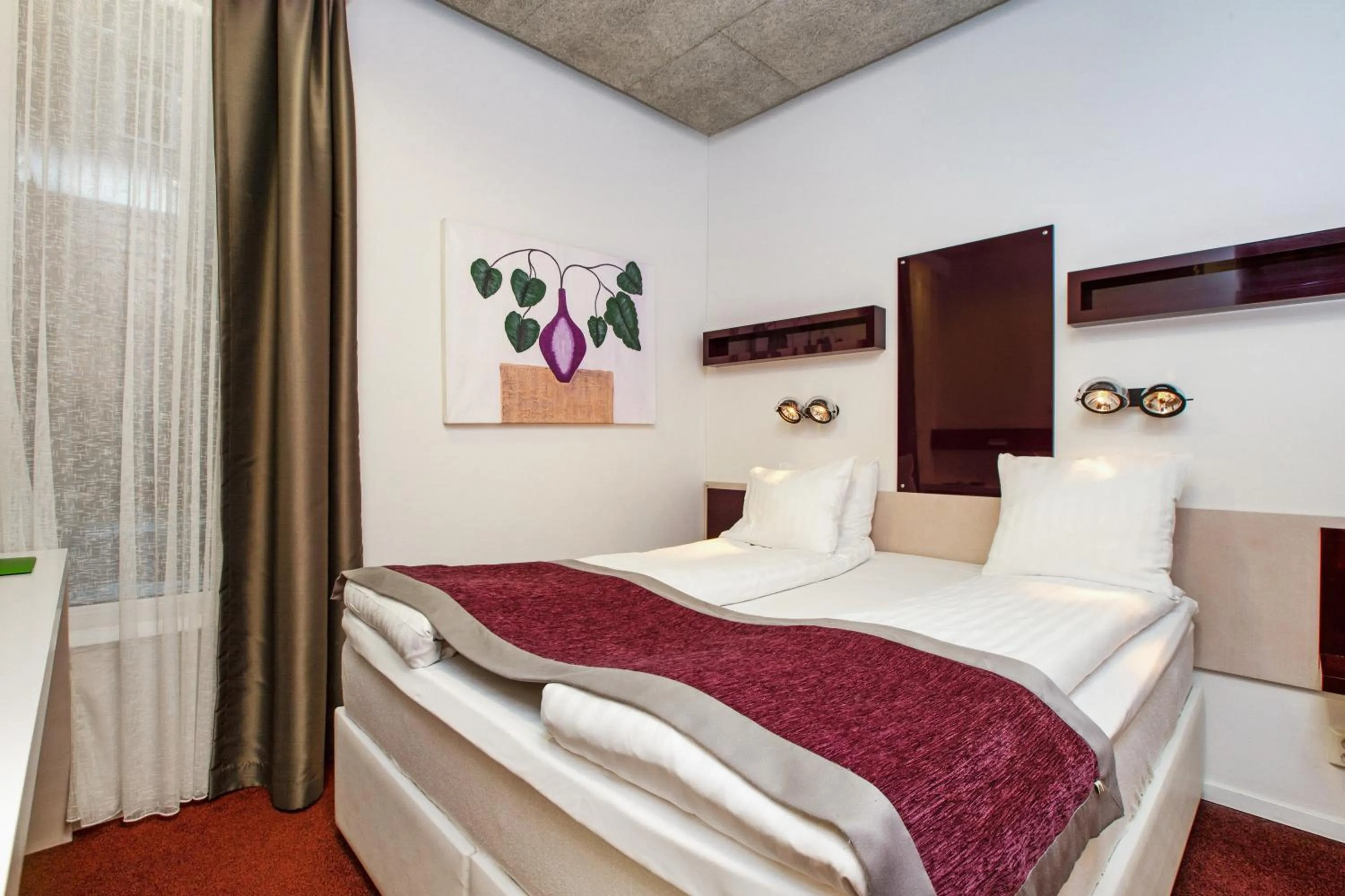 Bed in Ibis Styles Stockholm Odenplan