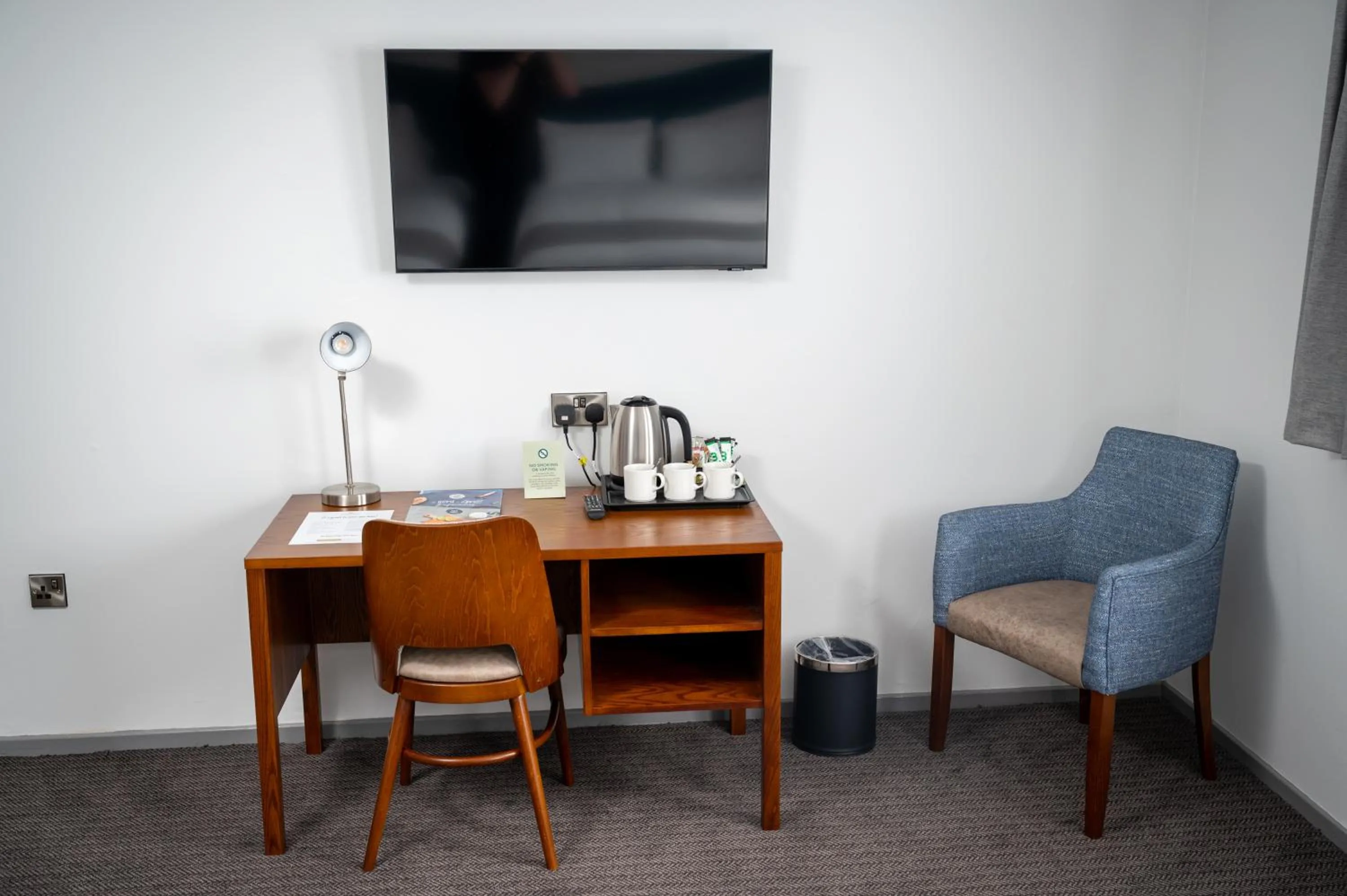 TV and multimedia in The Caledonian Hotel