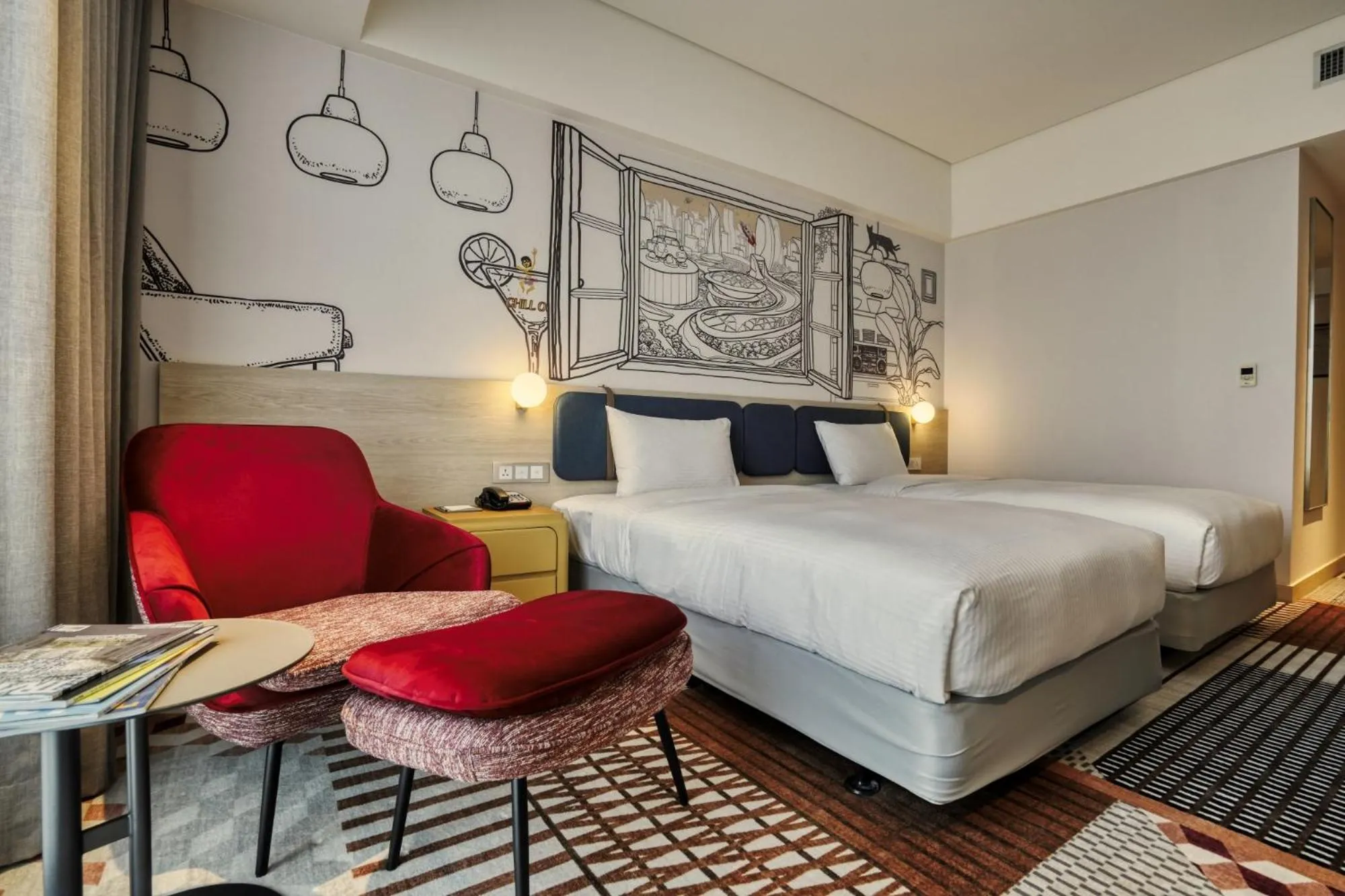 Photo of the whole room, Bed in Two Tails Hotel Luzhou