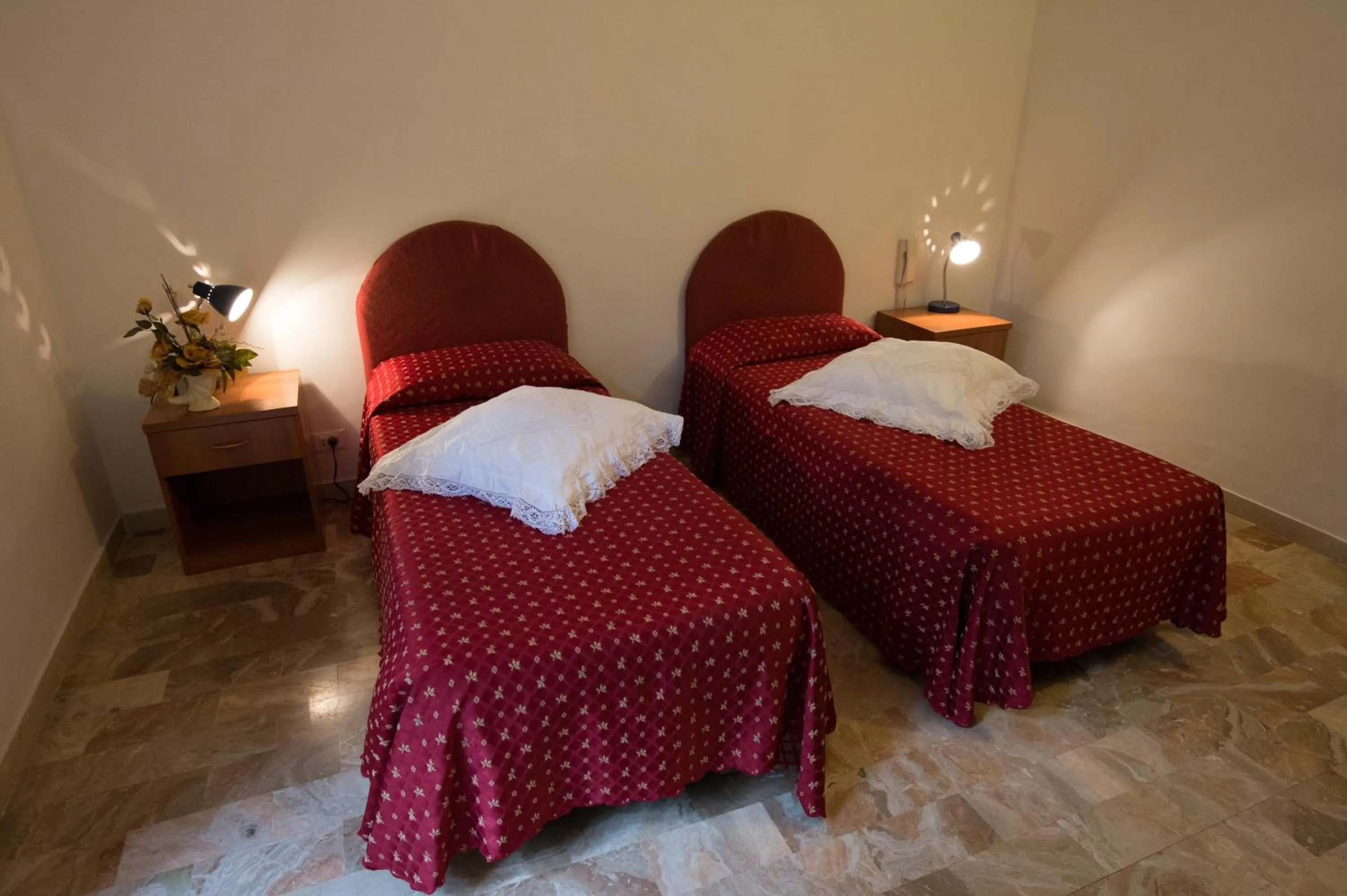 Bed in Hotel Major Aventinus