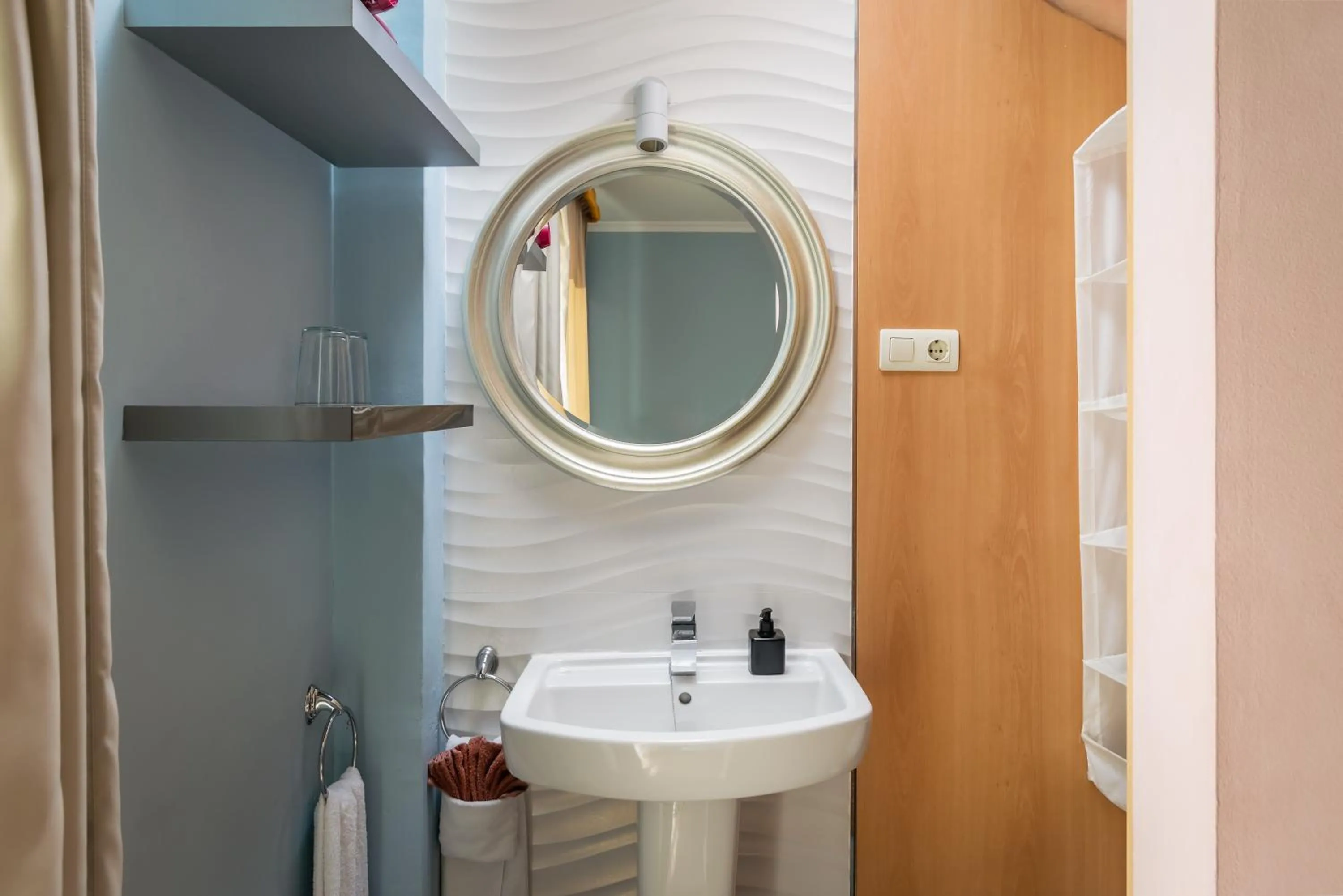 Bathroom in BYPILLOW Villa Lorena Adults Recommended