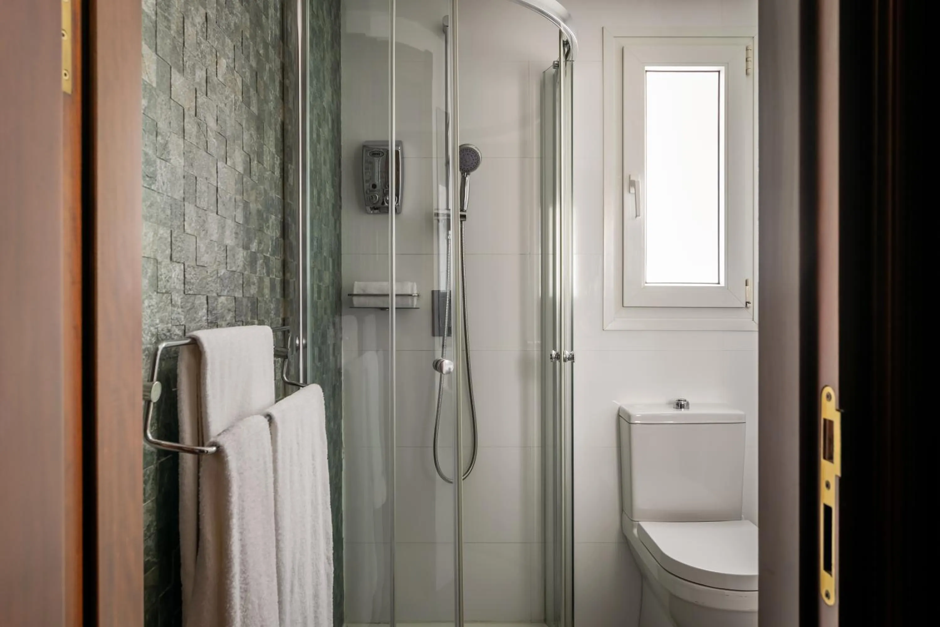 Bathroom in BYPILLOW Villa Lorena Adults Recommended