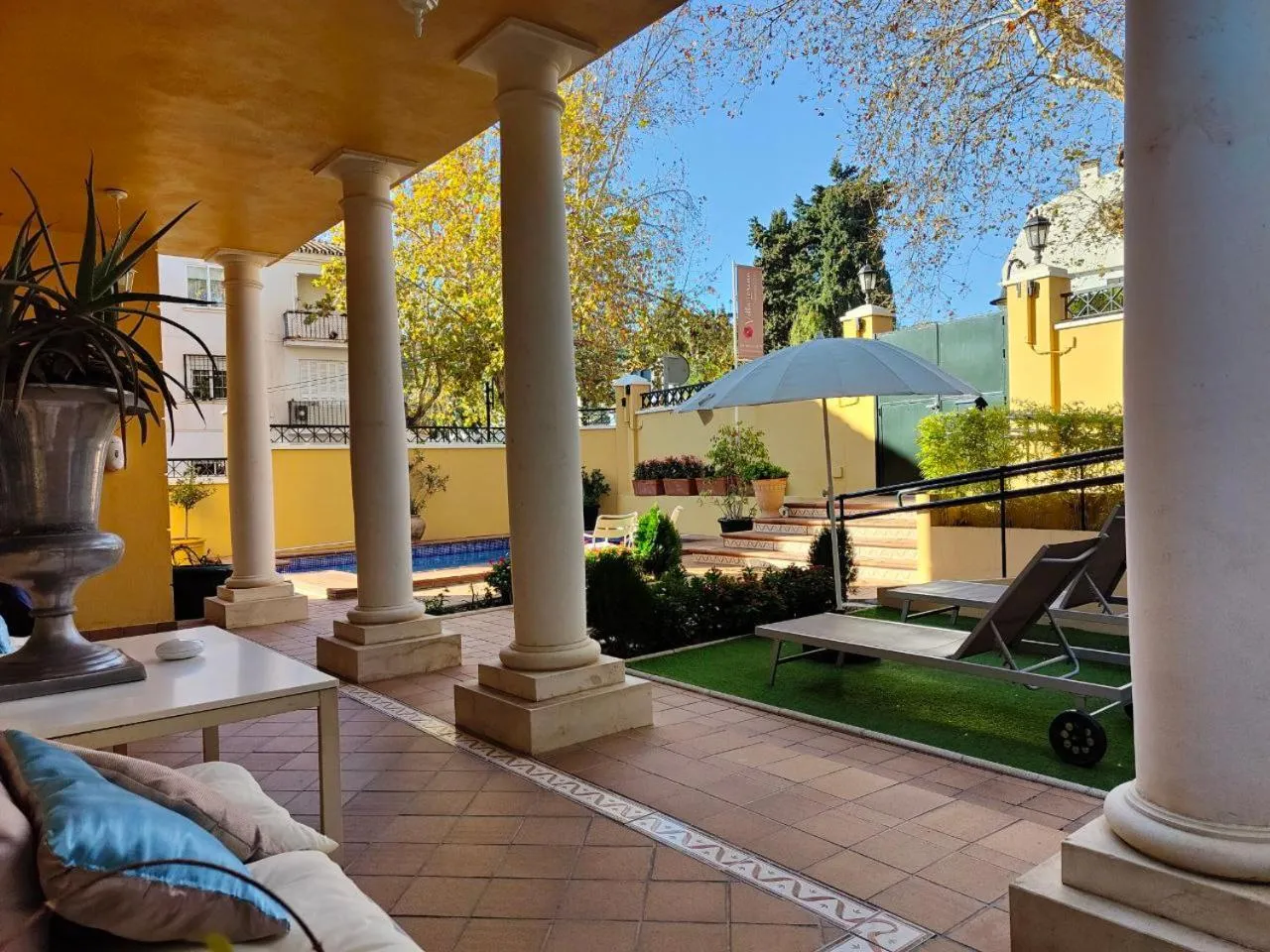 Swimming pool in Hotel Boutique Villa Lorena by Charming Stay Adults Recommended