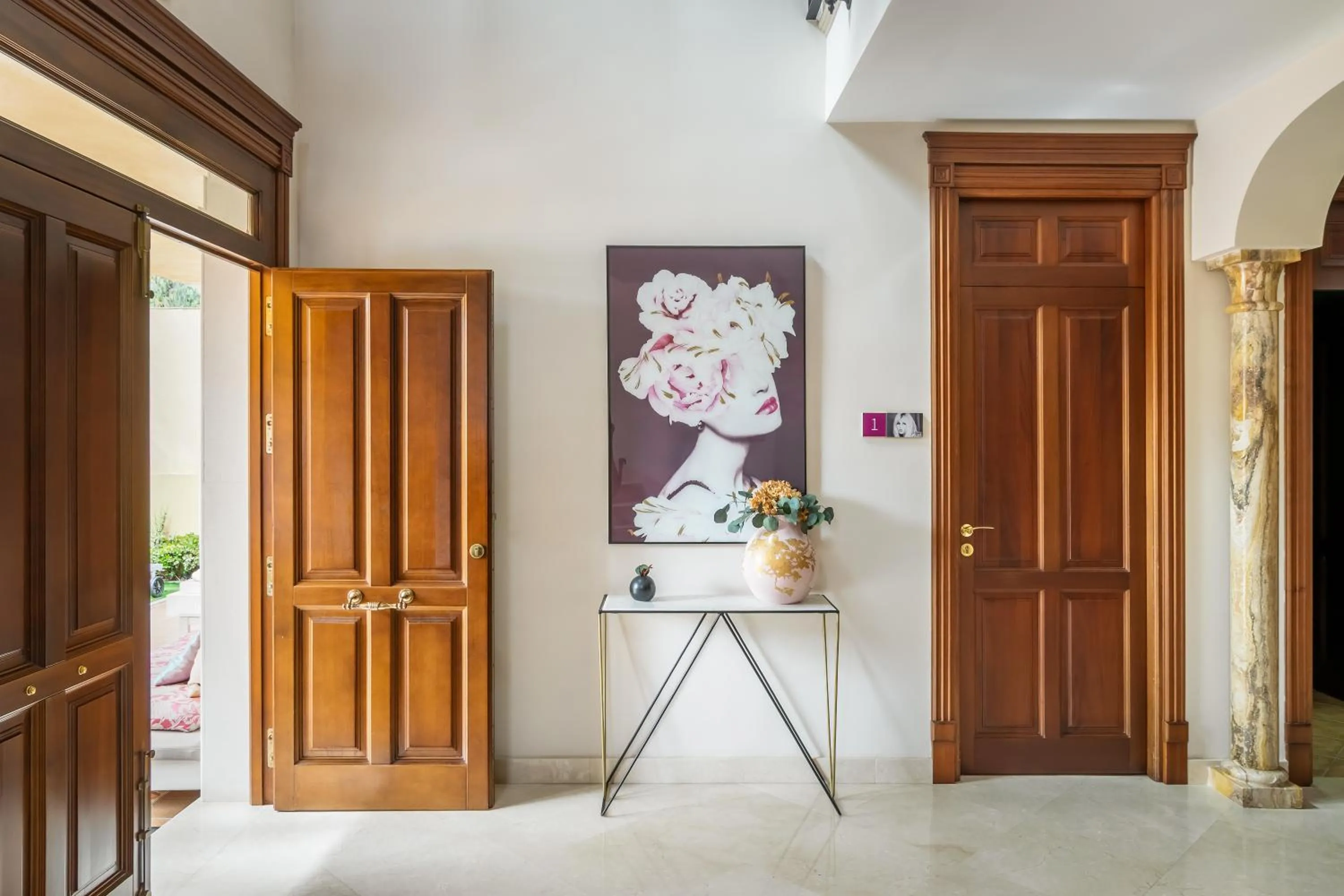 Lobby or reception in BYPILLOW Villa Lorena Adults Recommended