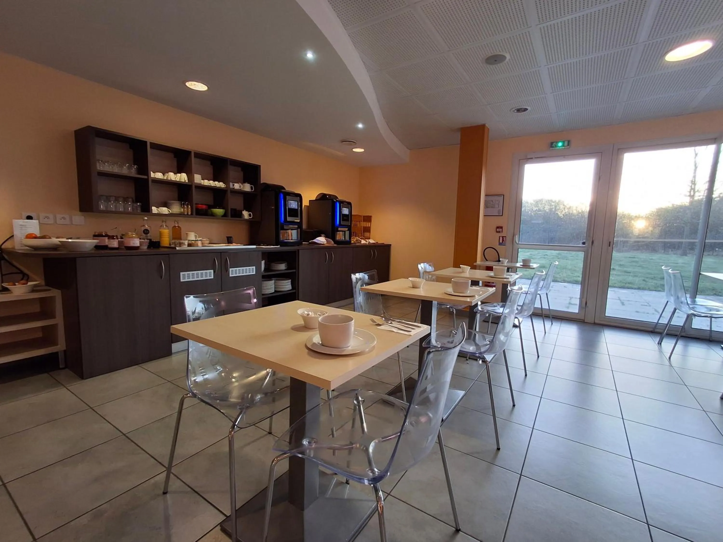 Brit Hotel Vannes - Theix Golfe du Morbihan