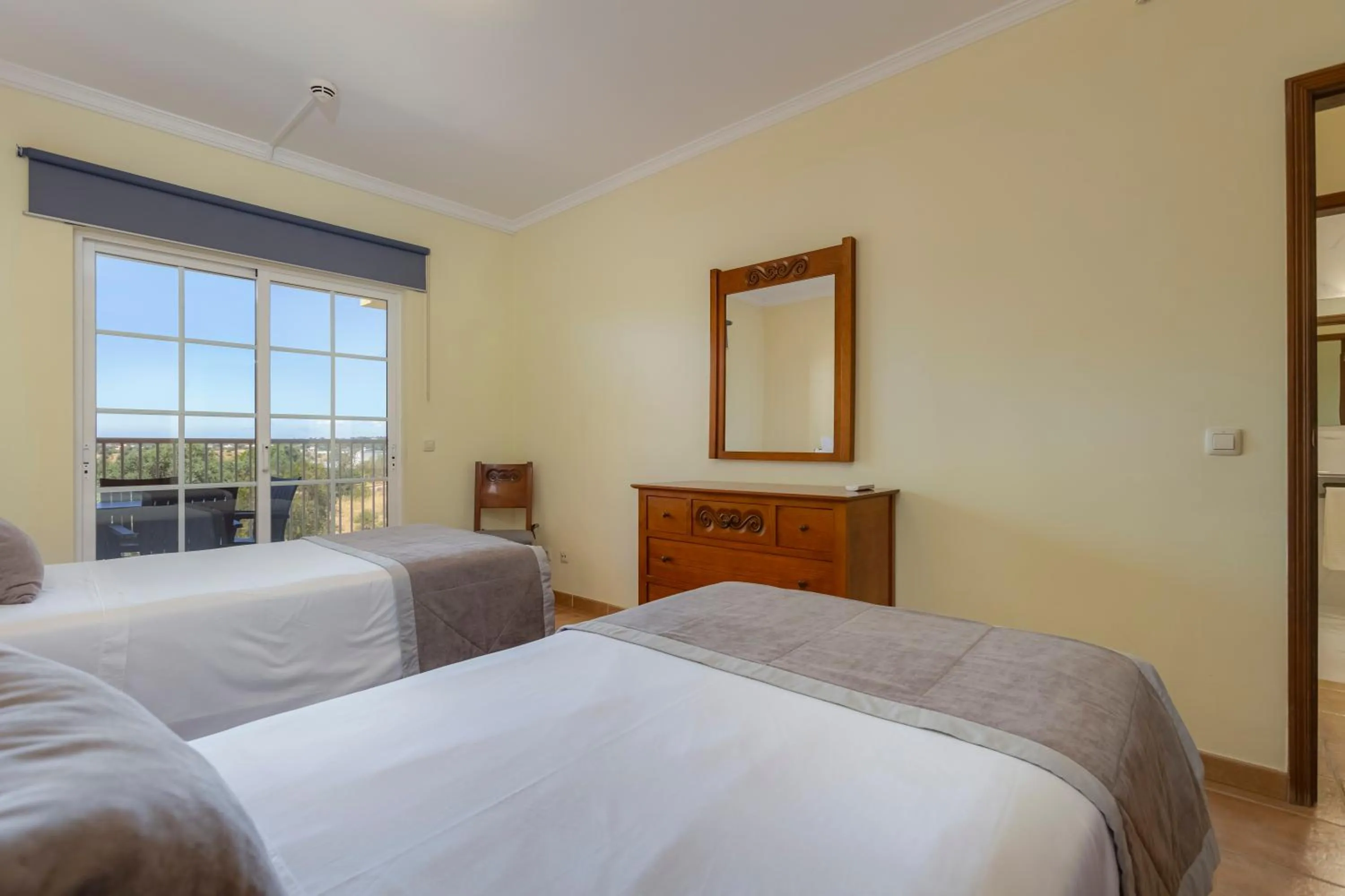 Bedroom, Bed in Villas Barrocal