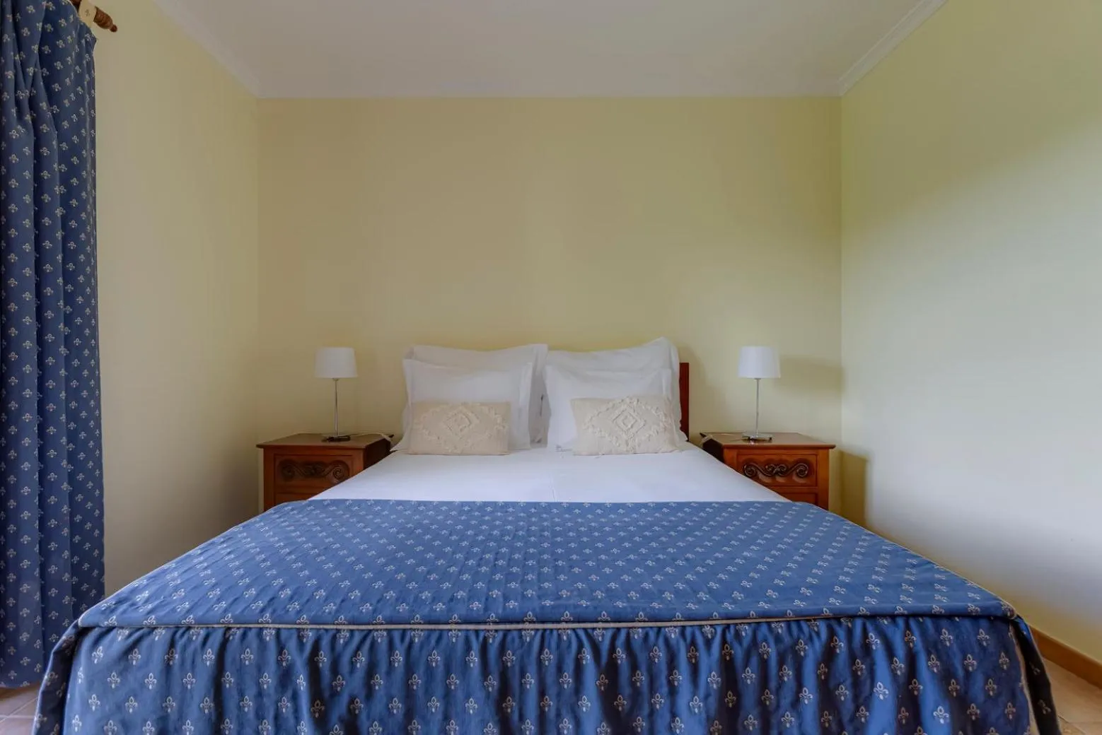 Bedroom, Bed in Villas Barrocal