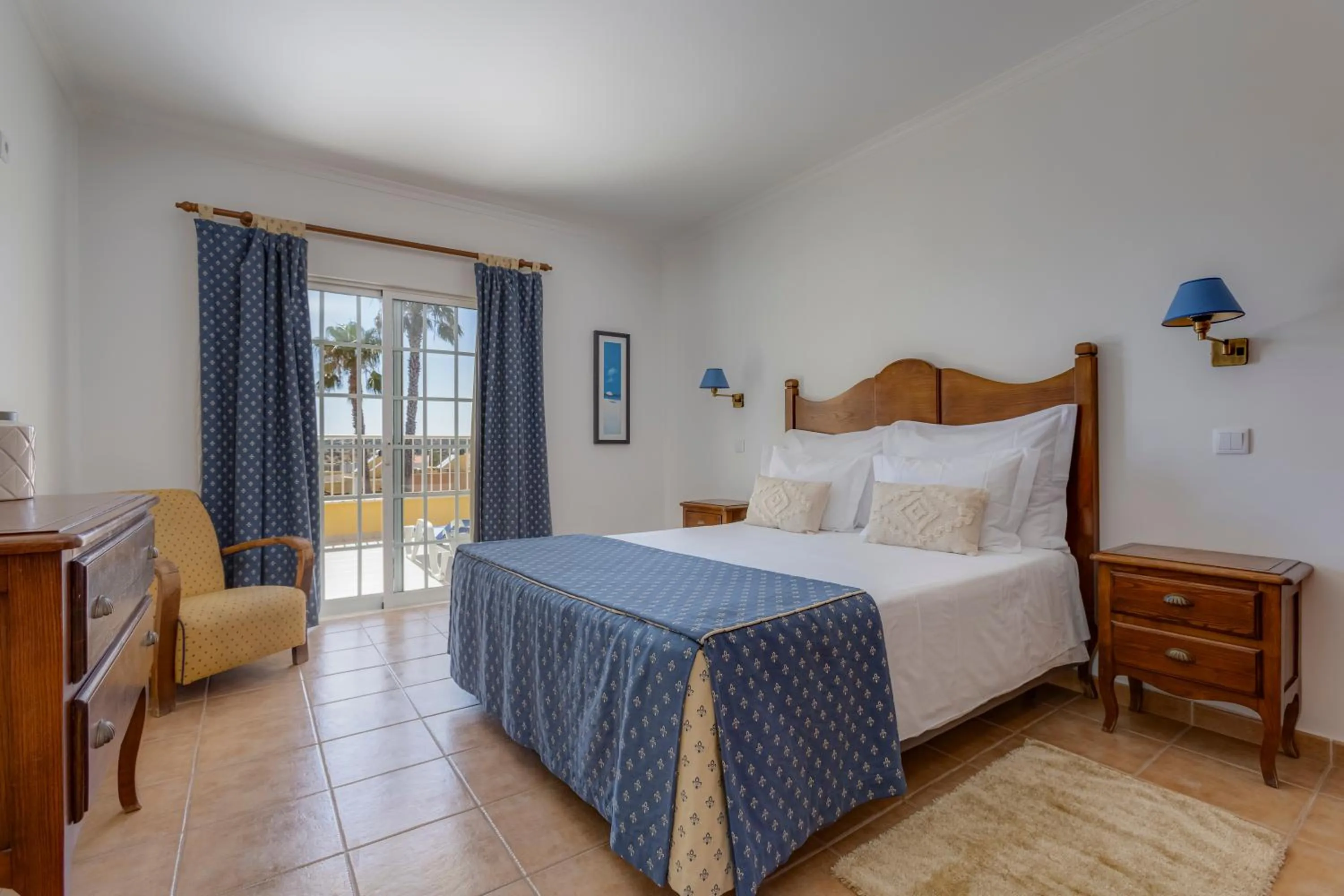 Bedroom, Bed in Villas Barrocal