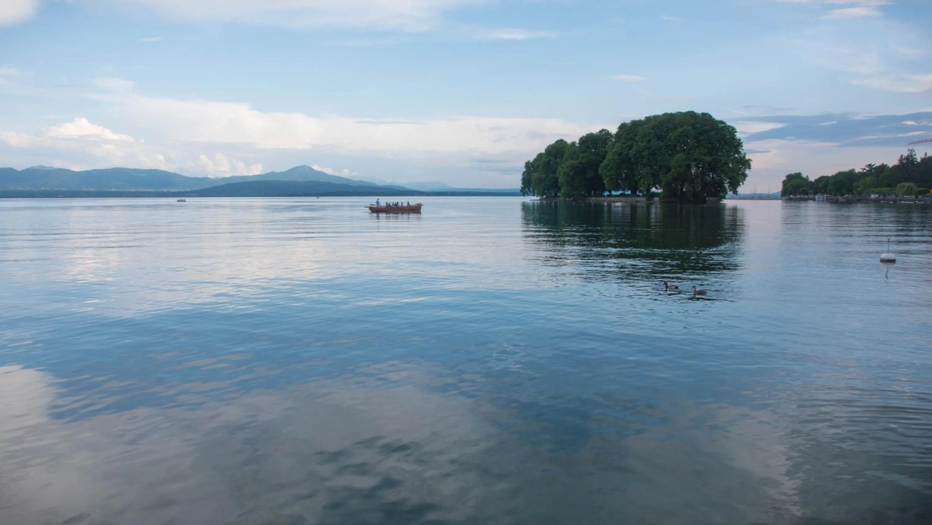 Nearby landmark in L'Hôtel by Hostellerie du Château