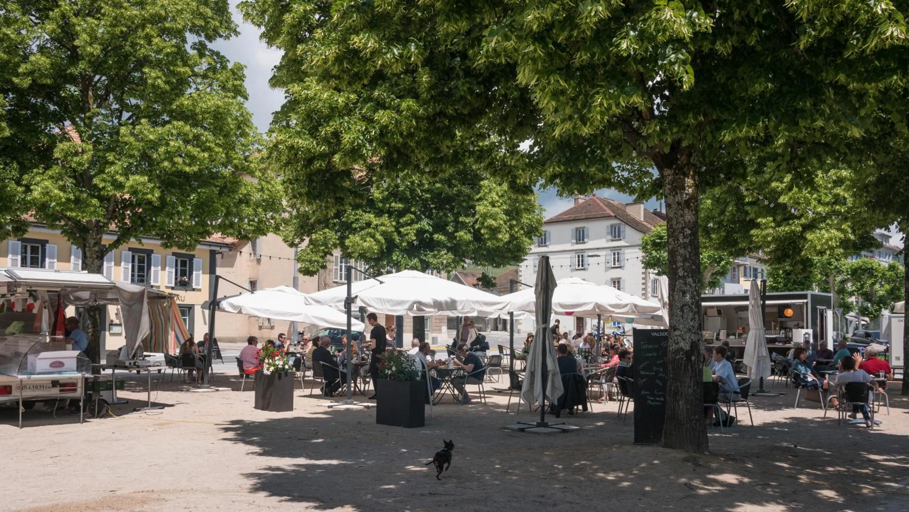 Balcony/Terrace in L'Hôtel by Hostellerie du Château
