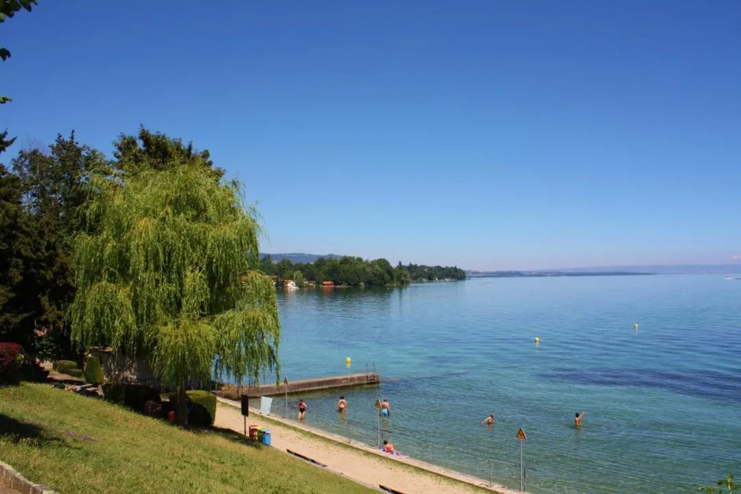 Beach in L'Hôtel by Hostellerie du Château