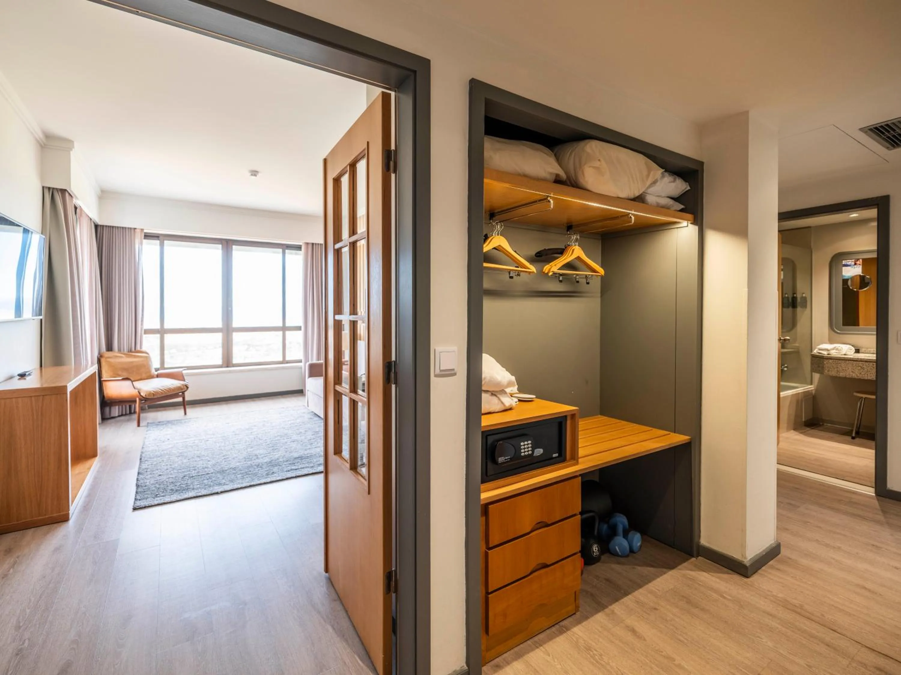 Bedroom, Bed in Meliá Castelo Branco