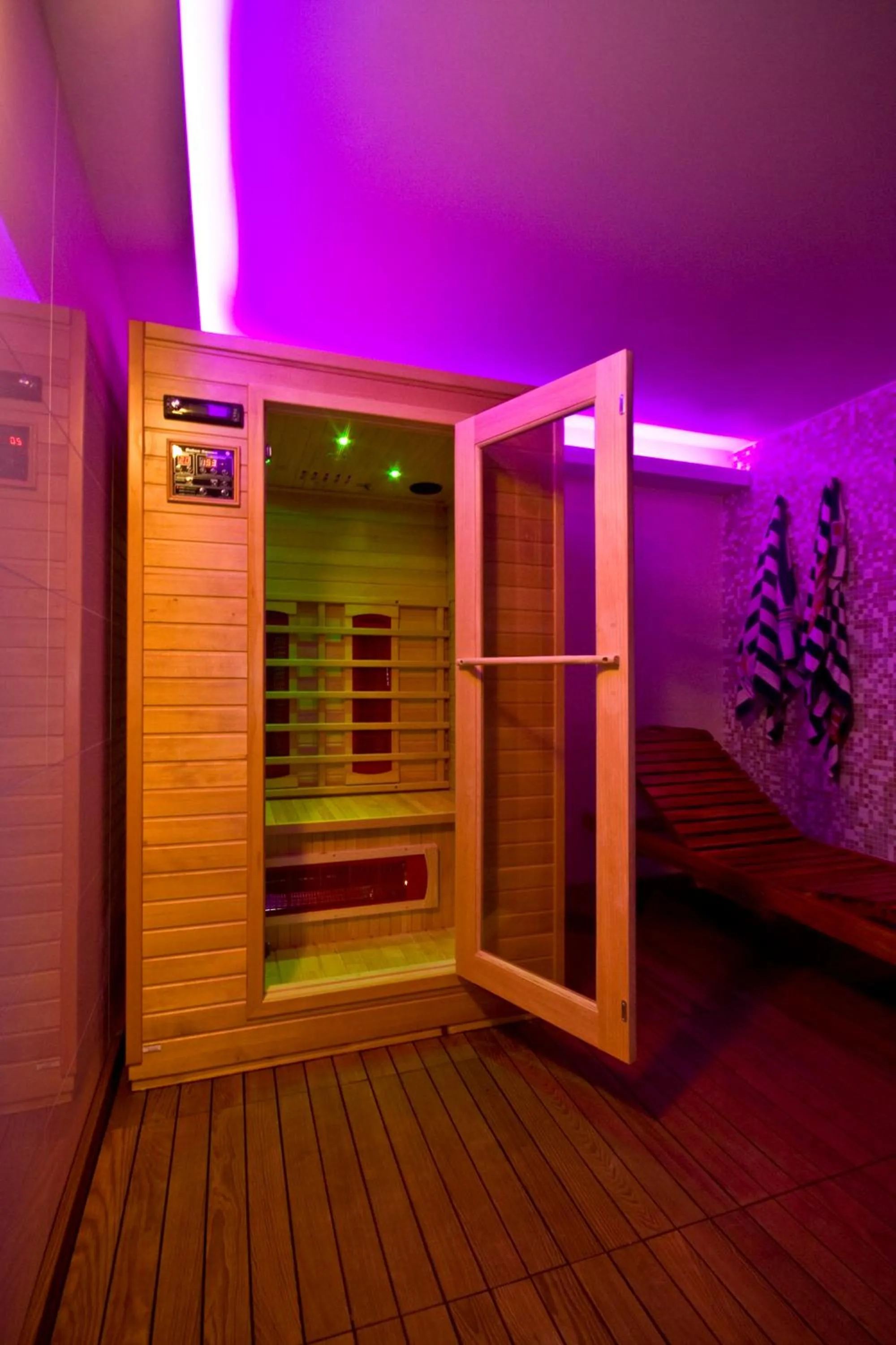 Spa and wellness centre/facilities in Rooms and Apartments Villa Dama