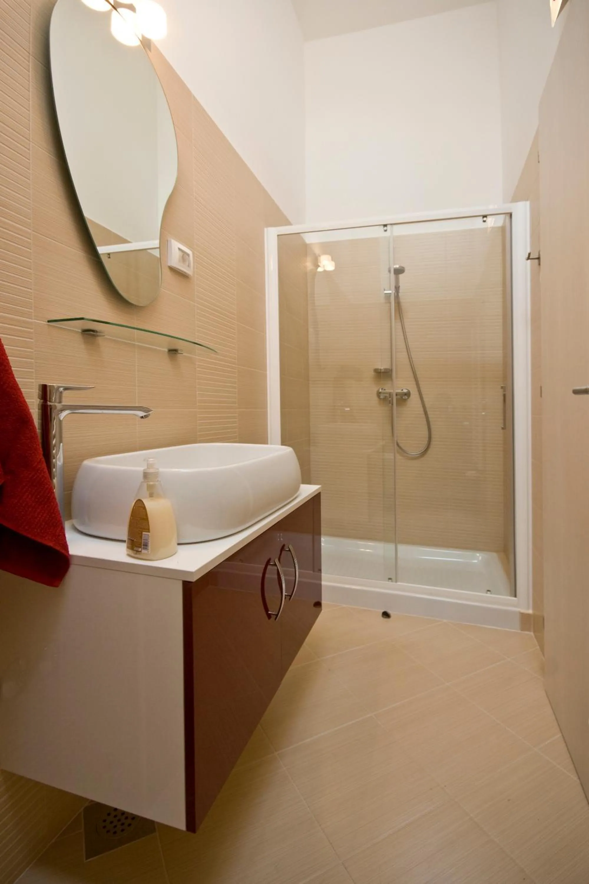 Bathroom in Rooms and Apartments Villa Dama