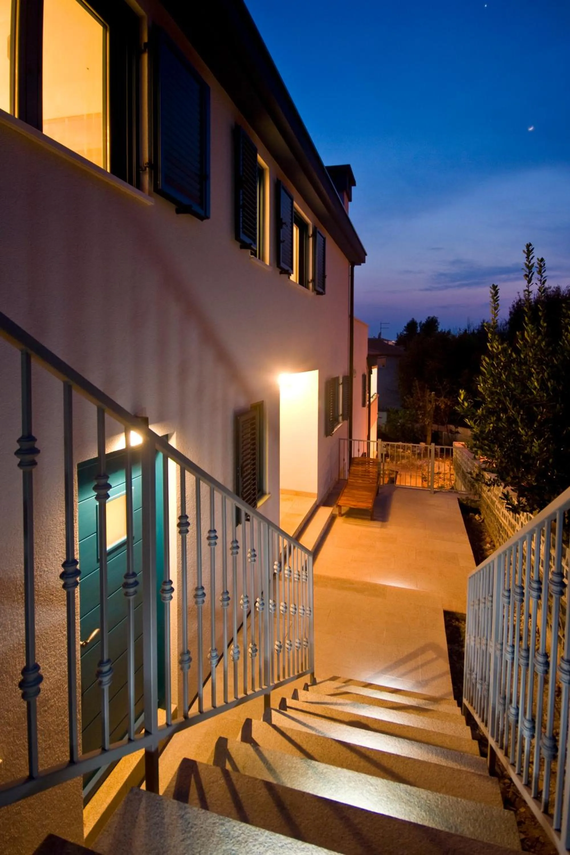 Facade/entrance in Rooms and Apartments Villa Dama