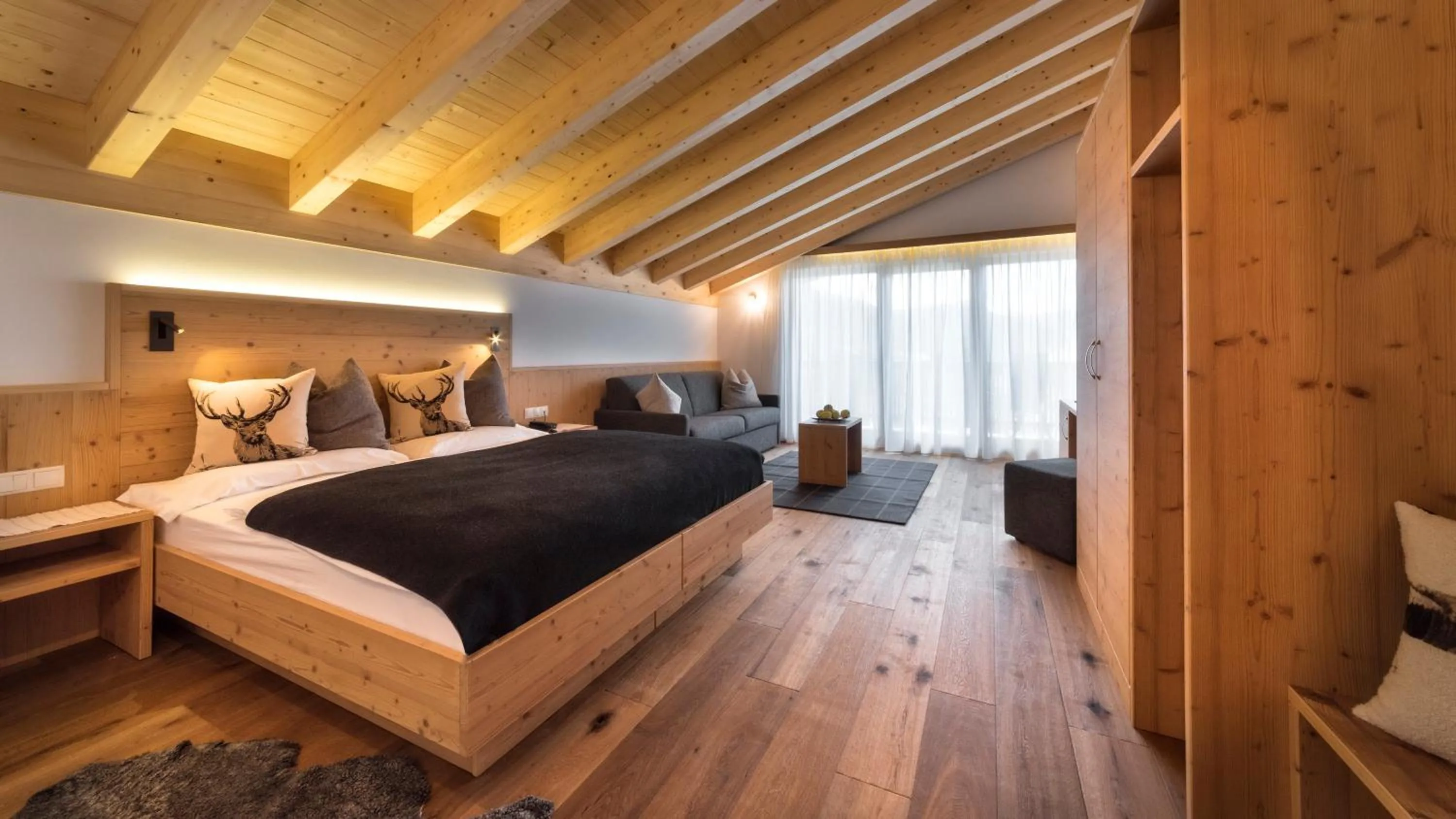 Balcony/Terrace, Bed in Hotel Moritz