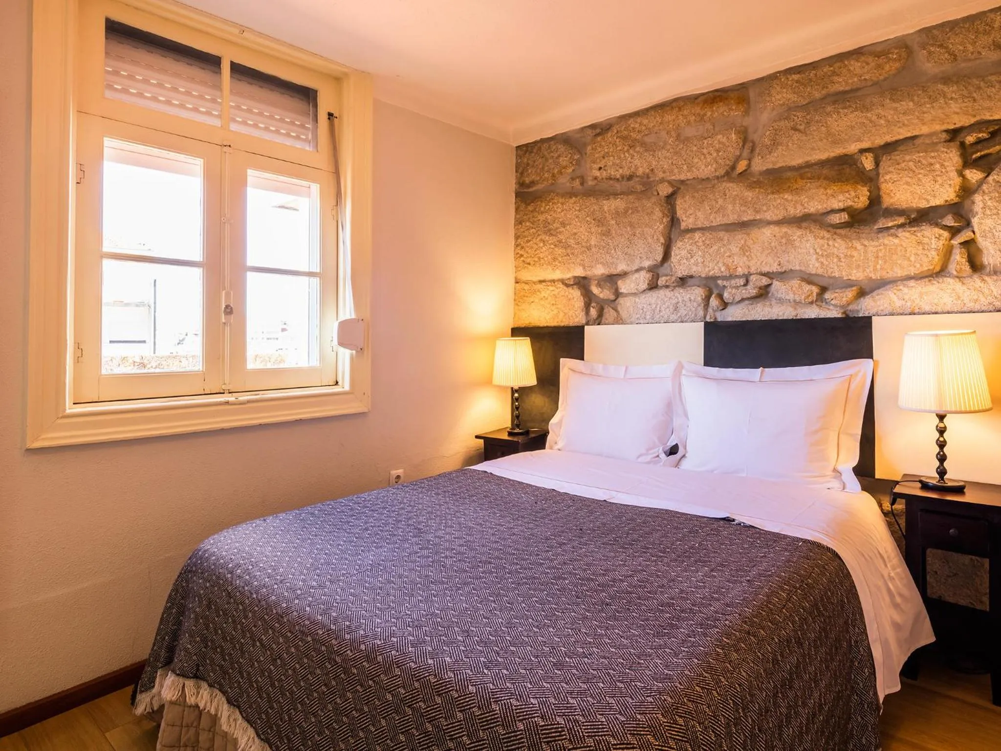 Bedroom, Bed in Pedra Iberica