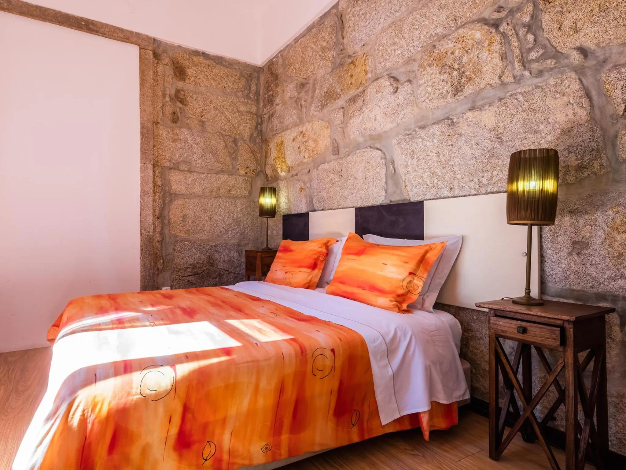 Bedroom, Bed in Pedra Iberica