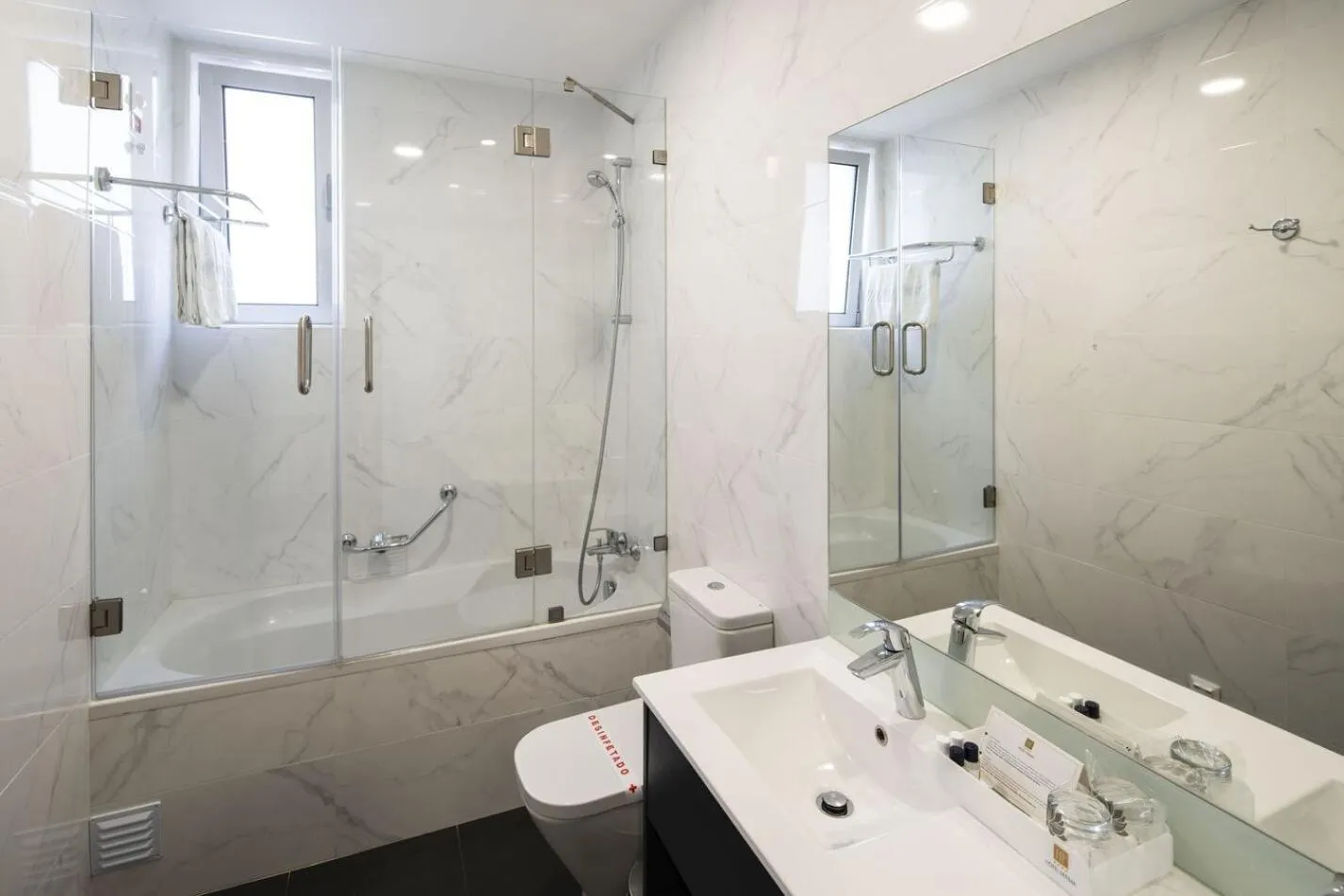 Toilet in Hotel Fatima Center