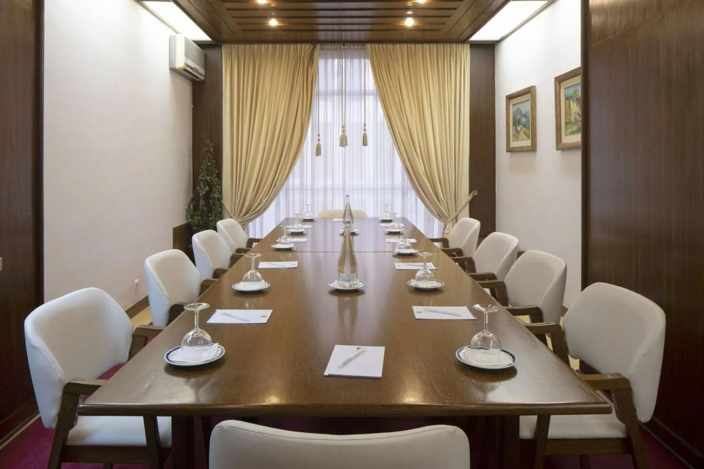 Meeting/conference room in Hotel Fatima Center