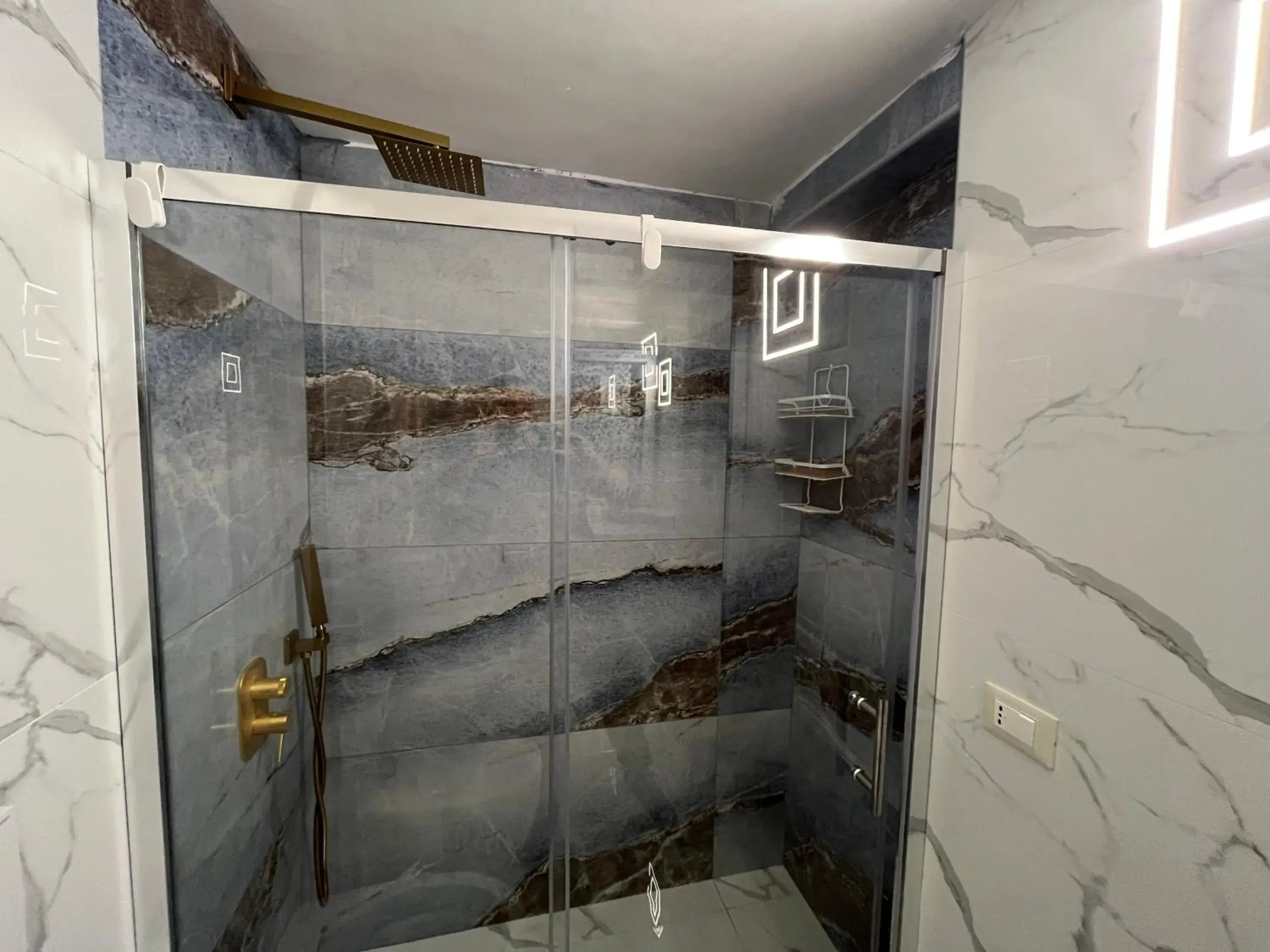 Triple Room with Bath in B&b Cityfair Triple Room with Bath in B&b Cityfair