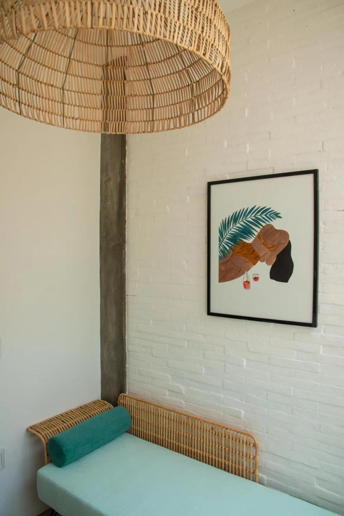 Living room, Bed in Residencia Tropical Don Bonito