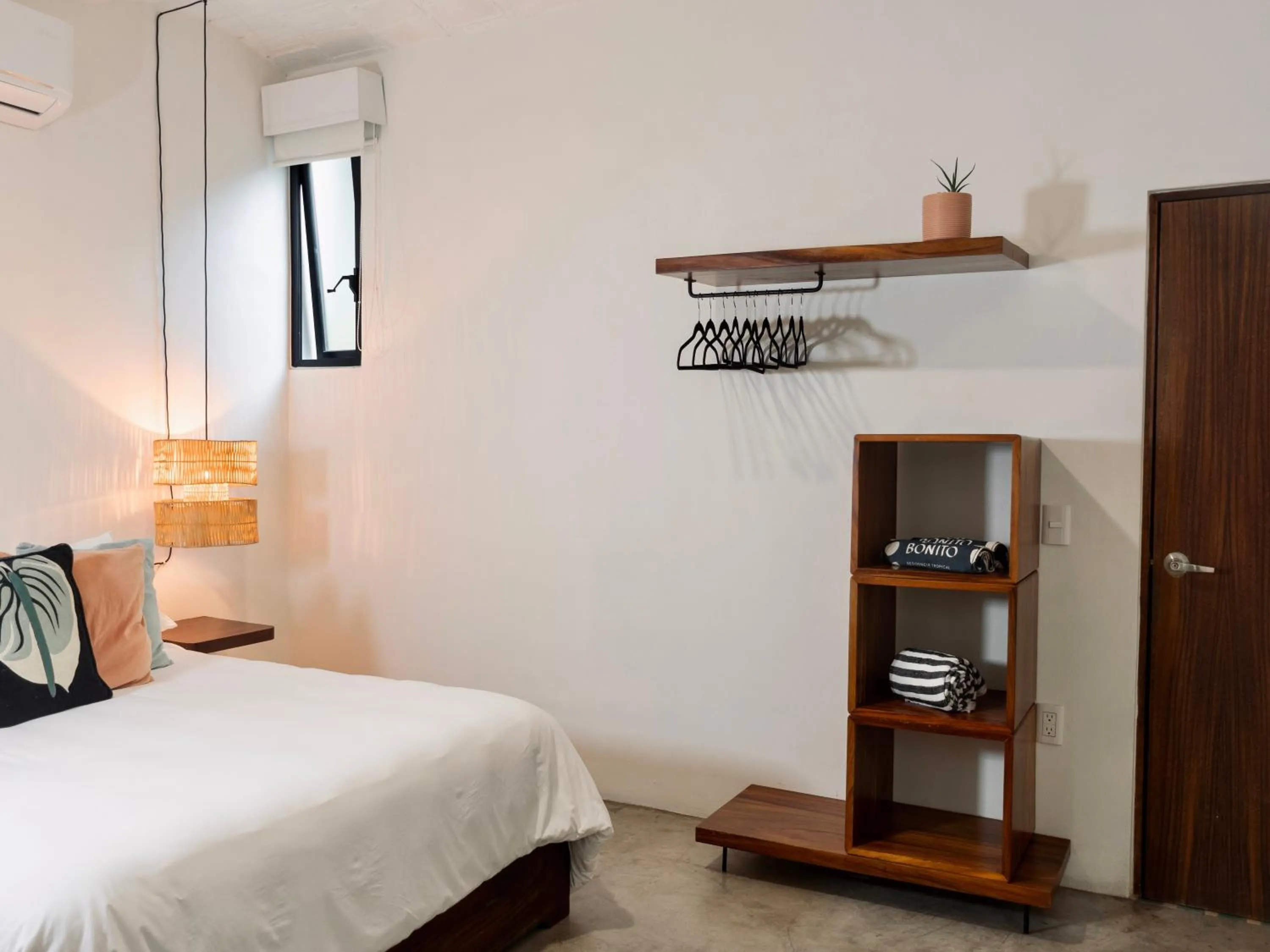 Photo of the whole room, Bed in Residencia Tropical Don Bonito