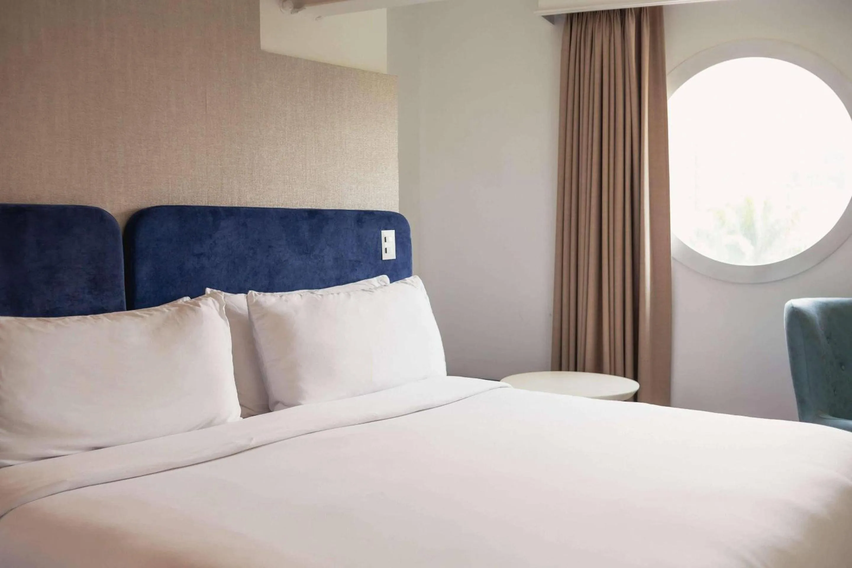 Bedroom, Bed in Faranda Collection Cali, a member of Radisson Individuals